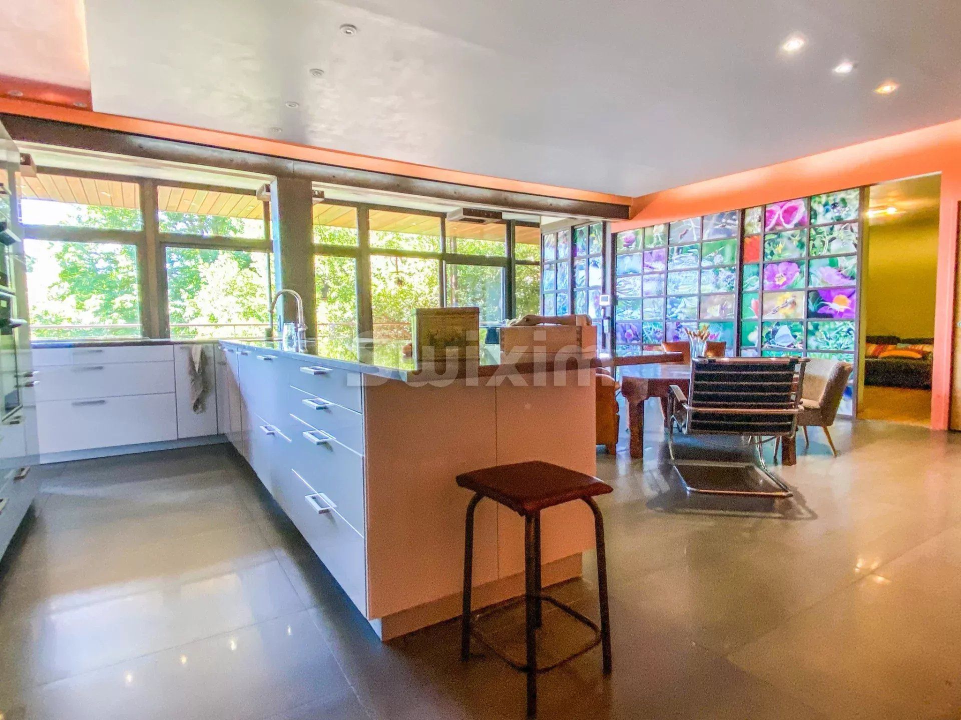 property 8 Rooms for sale on Uzès (30700)