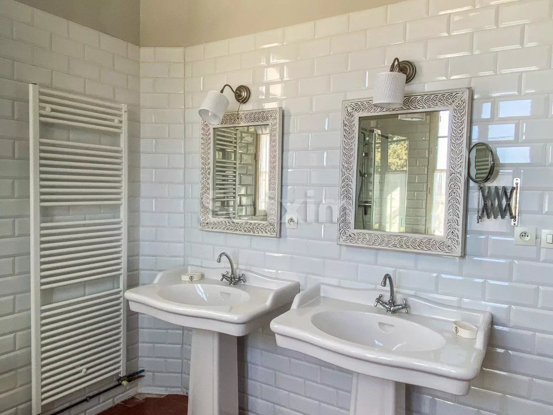 villa 7 Quartos para venda sobre Sernhac (30210)