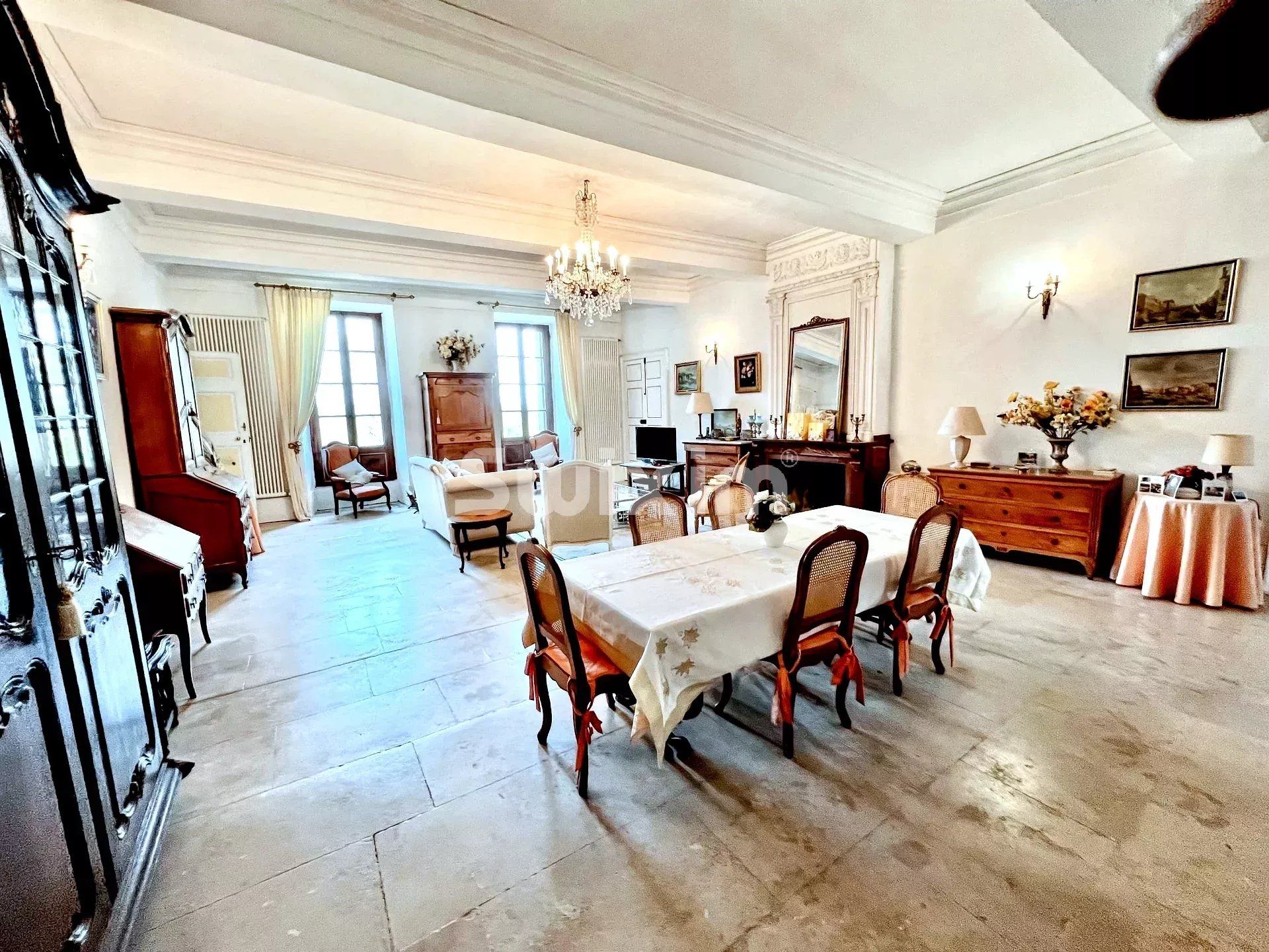 proprietà 9 Camere in vendita su Fabrègues (34690)