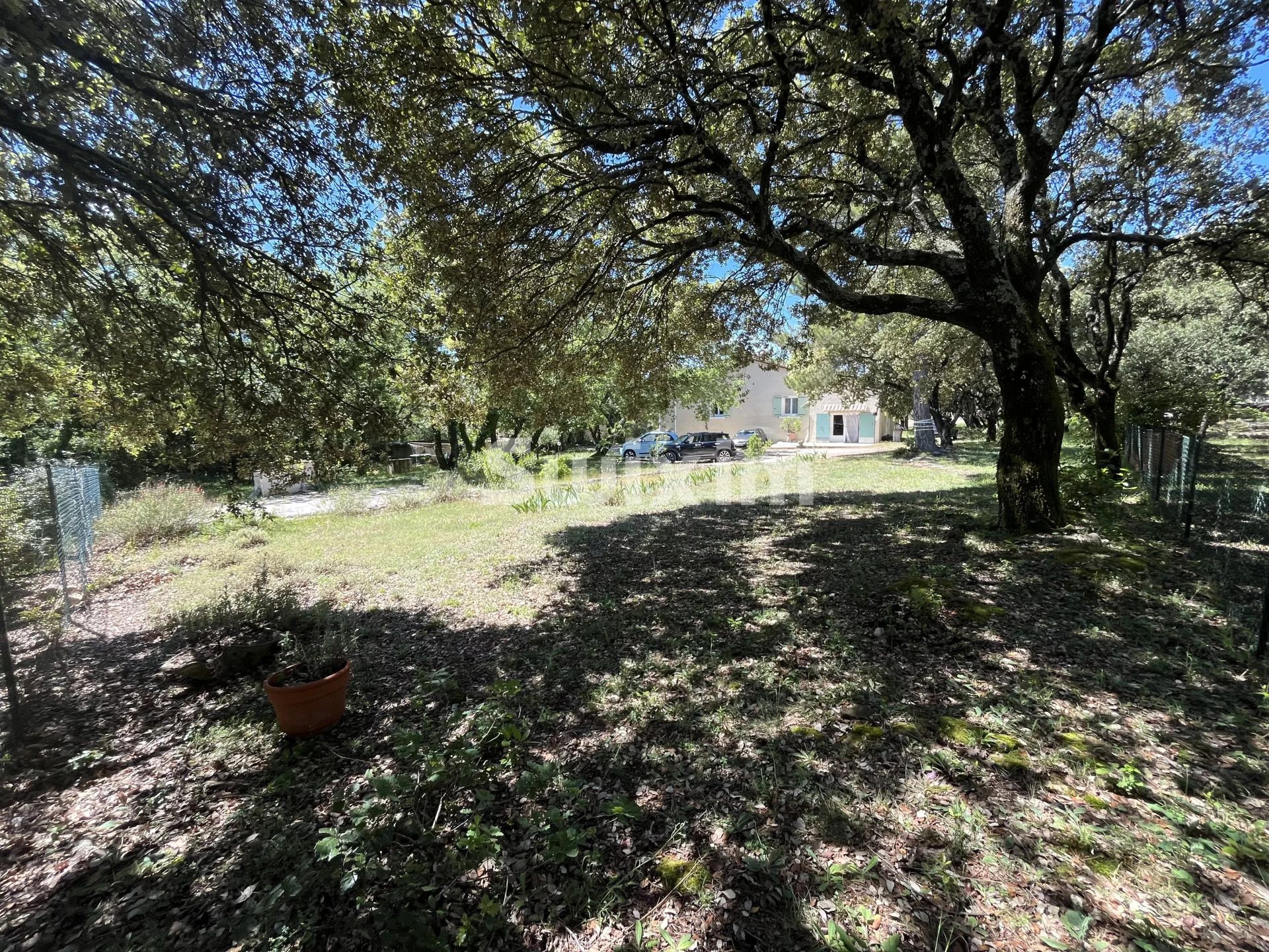 casa 5 Salas en venta en Grignan (26230)