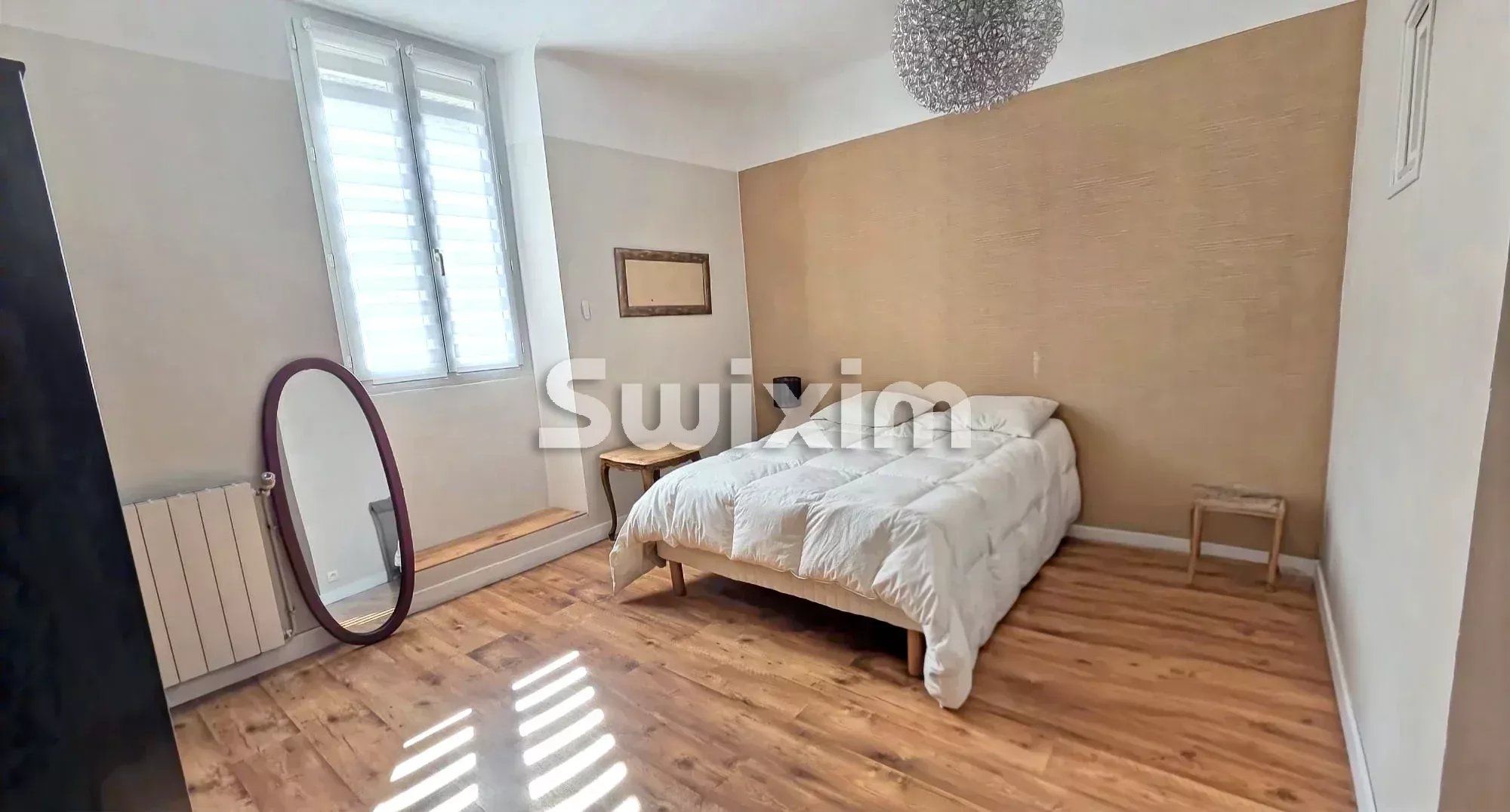 casa 7 Camere in vendita su Mornas (84550)