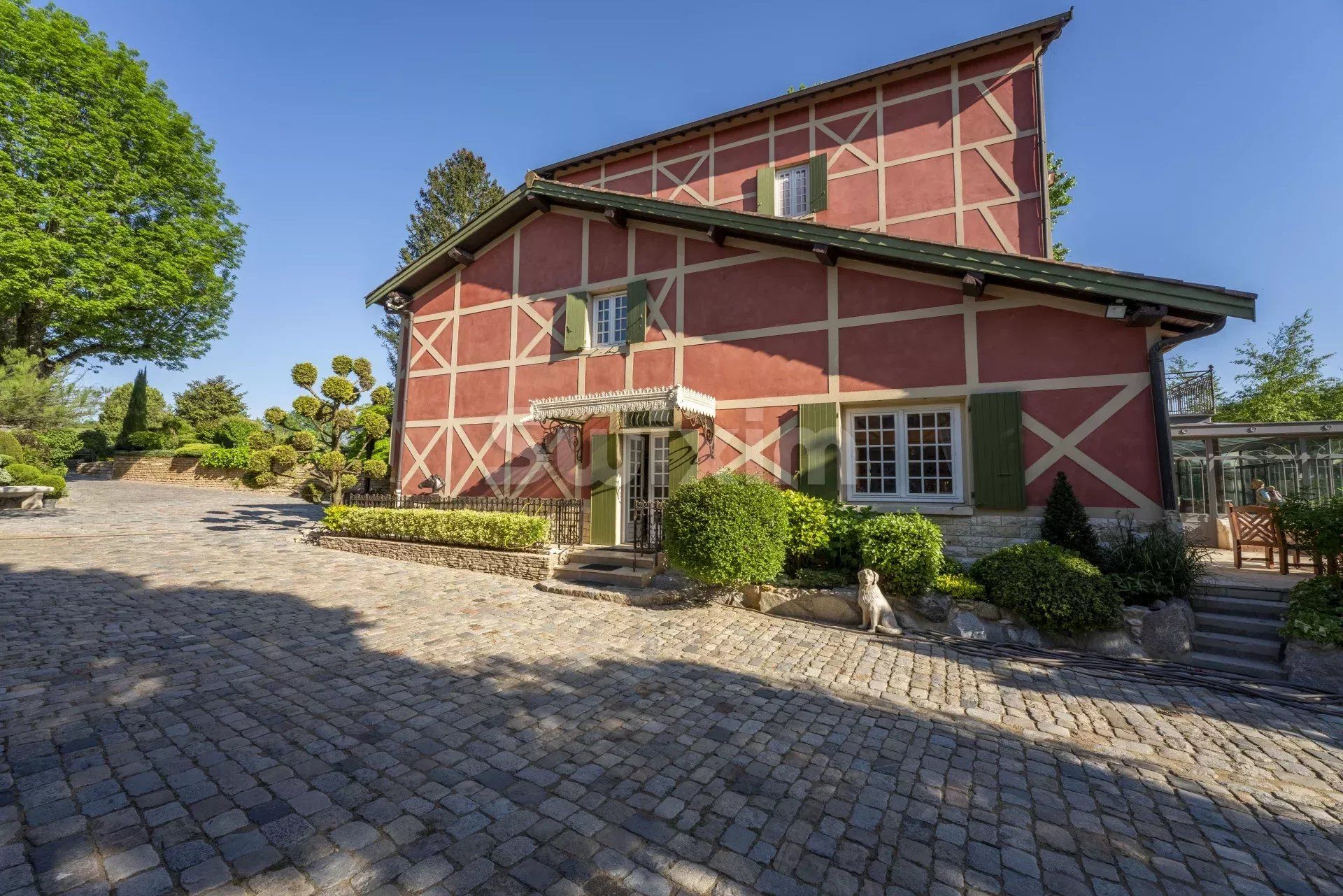 casa 12 Salas en venta en Villefranche-sur-Saône (69400)