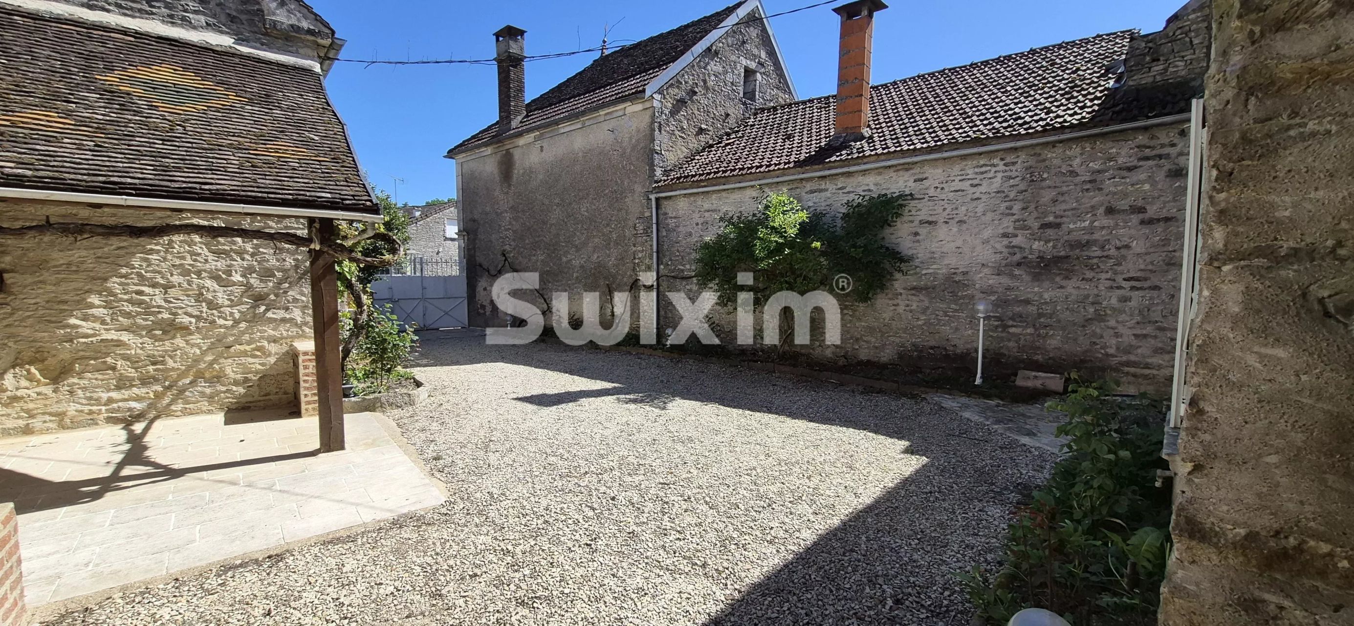 maison 14 Pièces en vente sur Fresnes (89310)