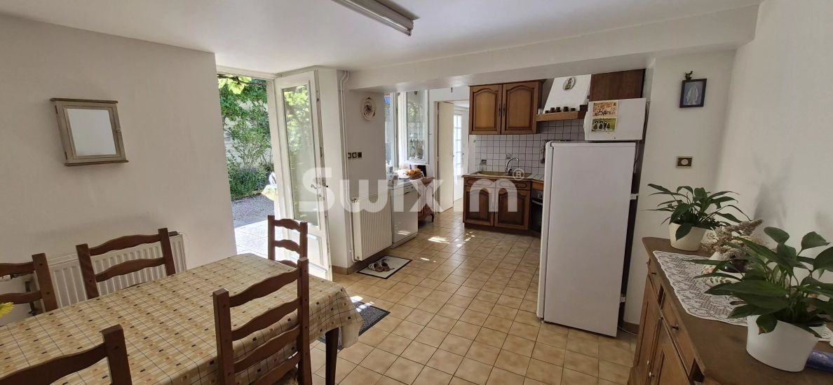 Vente Maison Noyers 14&nbsp;Pièces 274&nbsp;m²