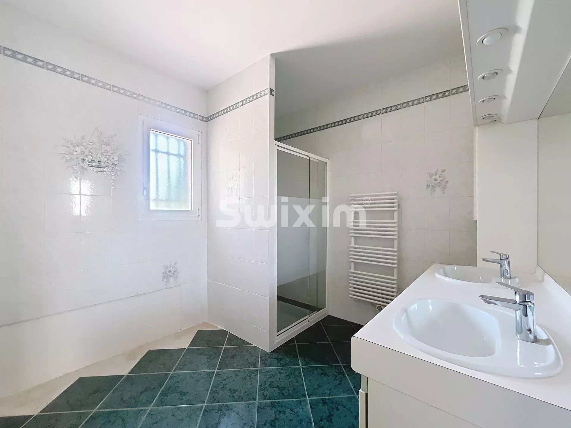 casa 6 Salas en venta en Limonest (69760)