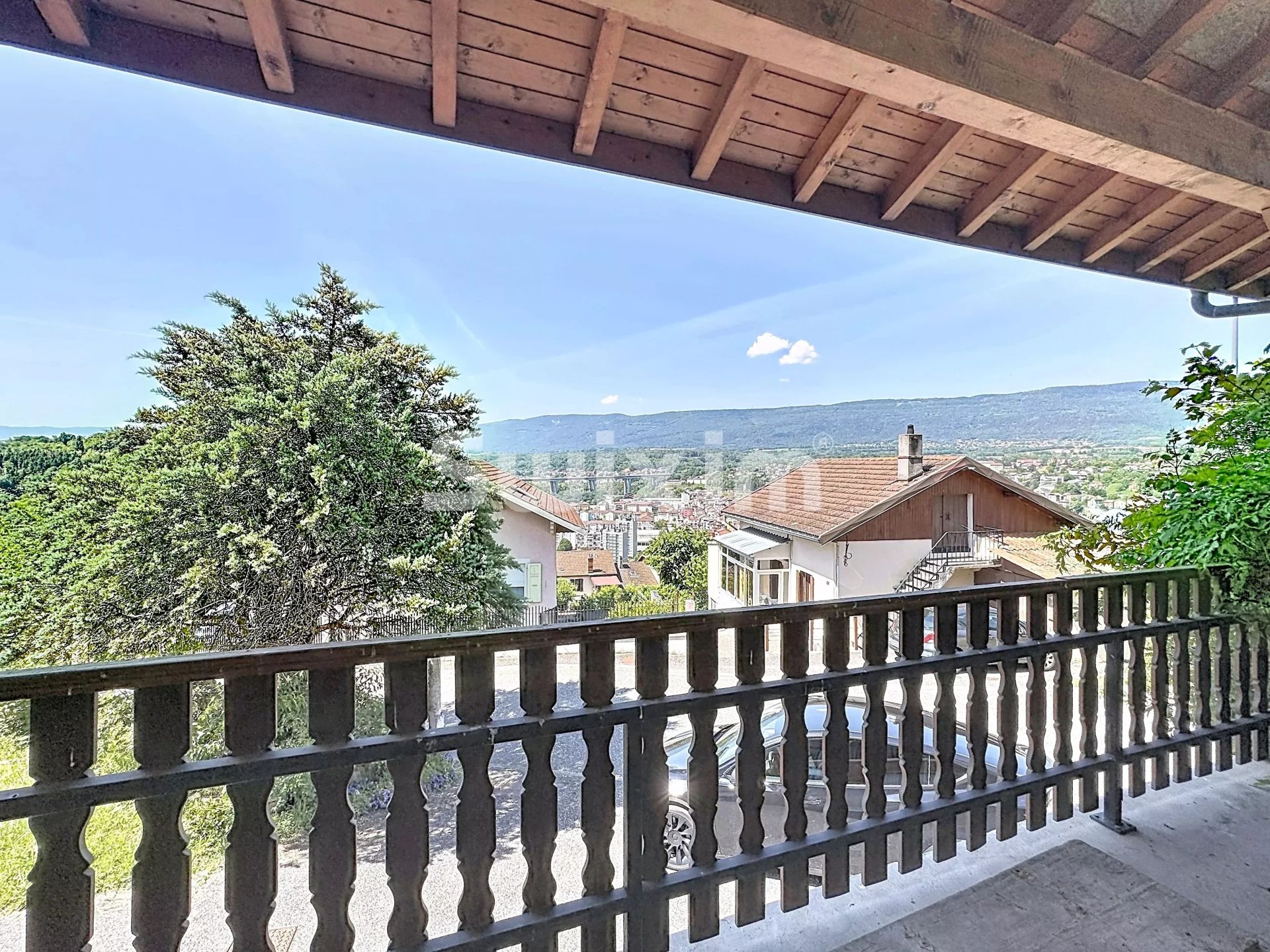 casa 4 Quartos para venda sobre Valserhône (01200)