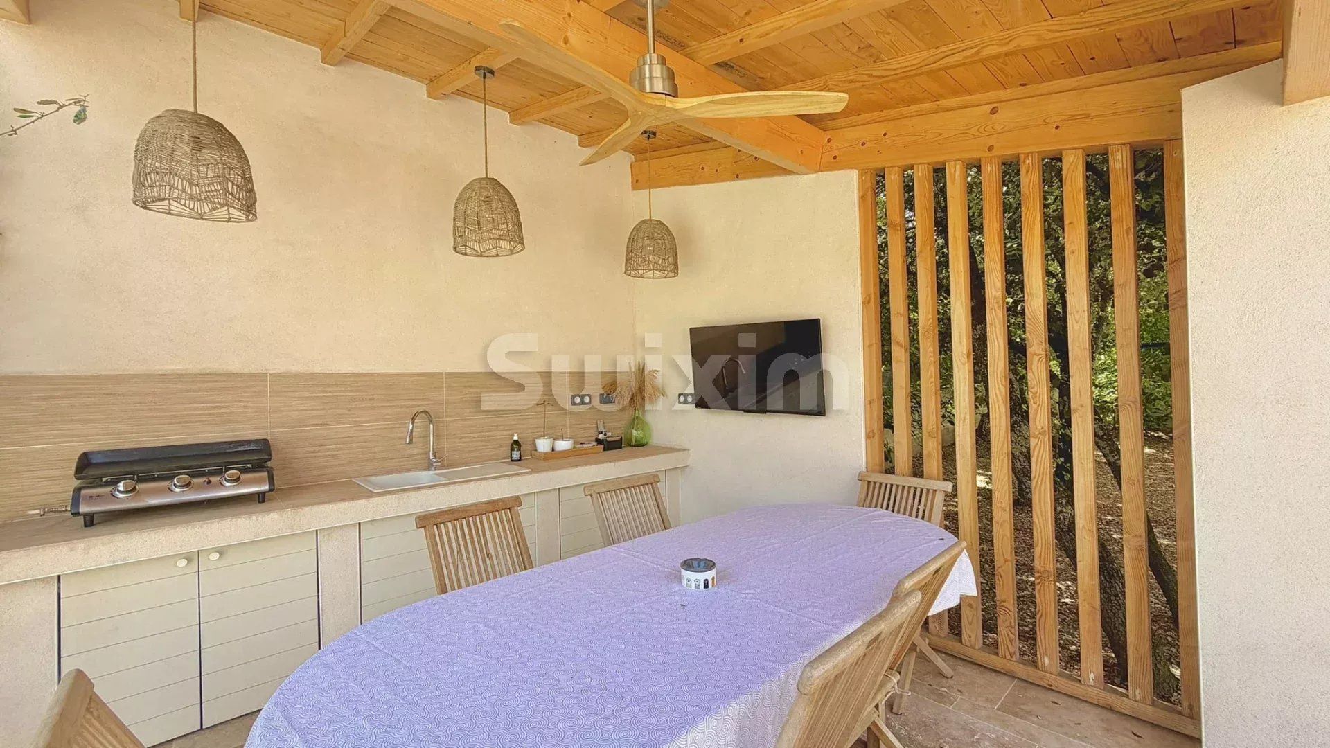 villa 6 Quartos para venda sobre Collias (30210)