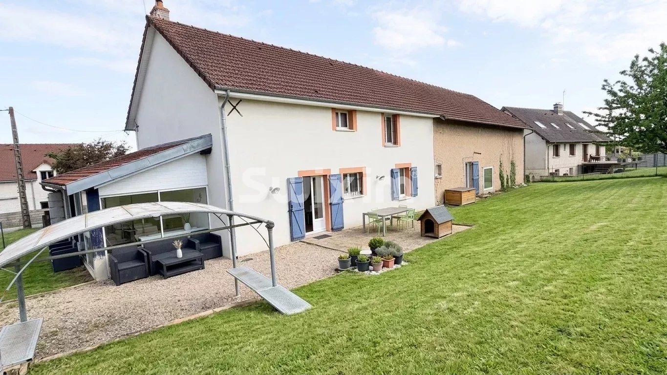 haus 6 Zimmer zum verkauf auf Athée (53400)