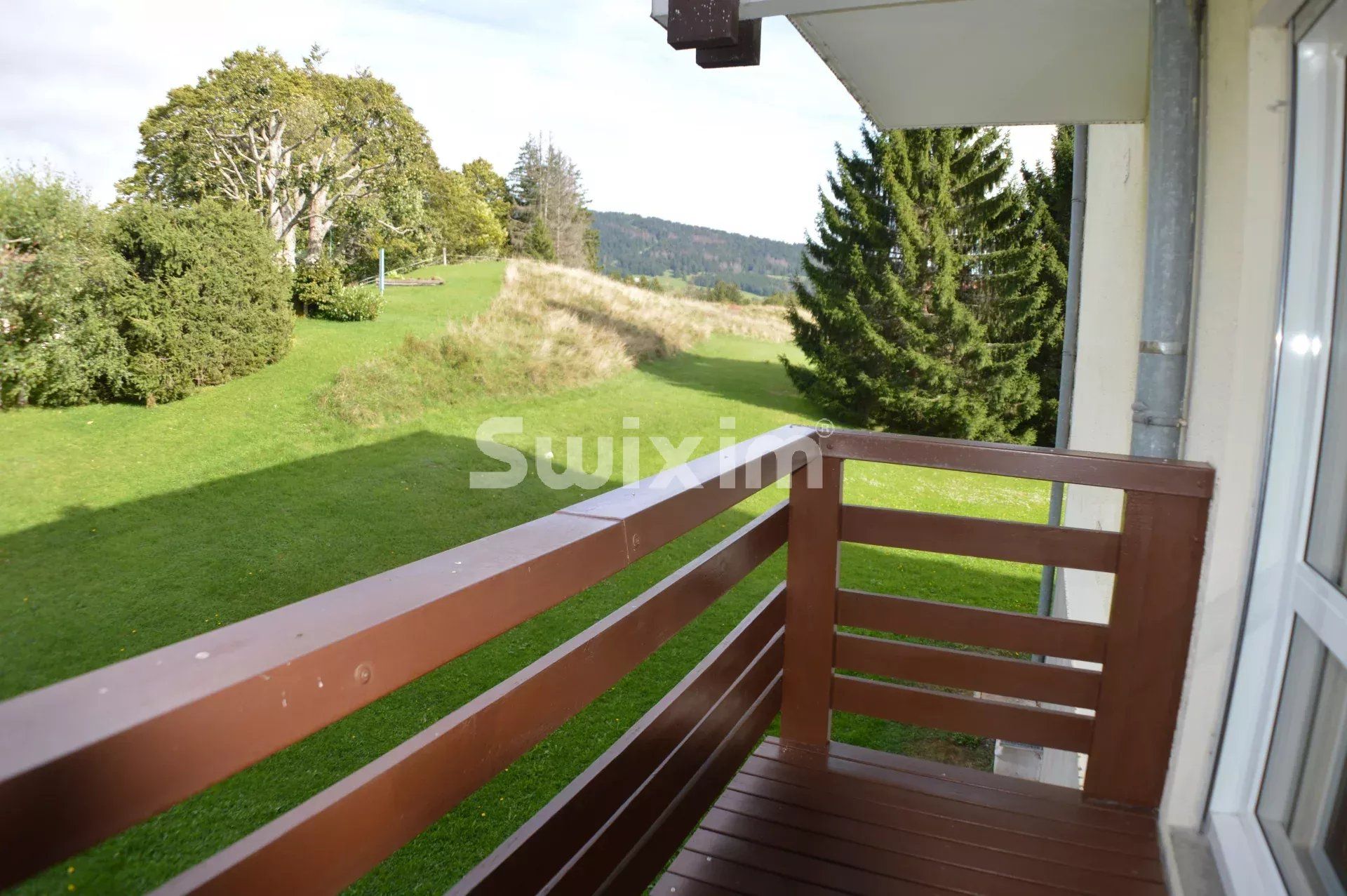 apartment 3 Rooms for sale on Les Rousses (39220)