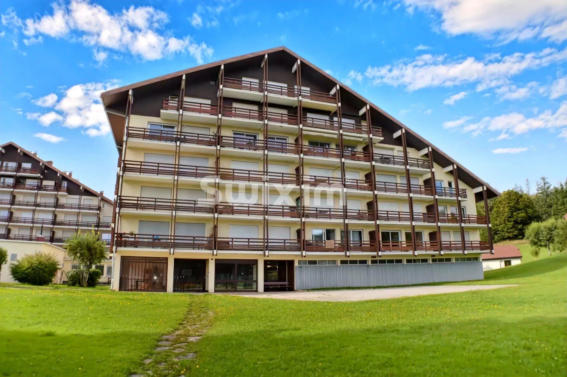 apartment 3 Rooms for sale on Les Rousses (39220)