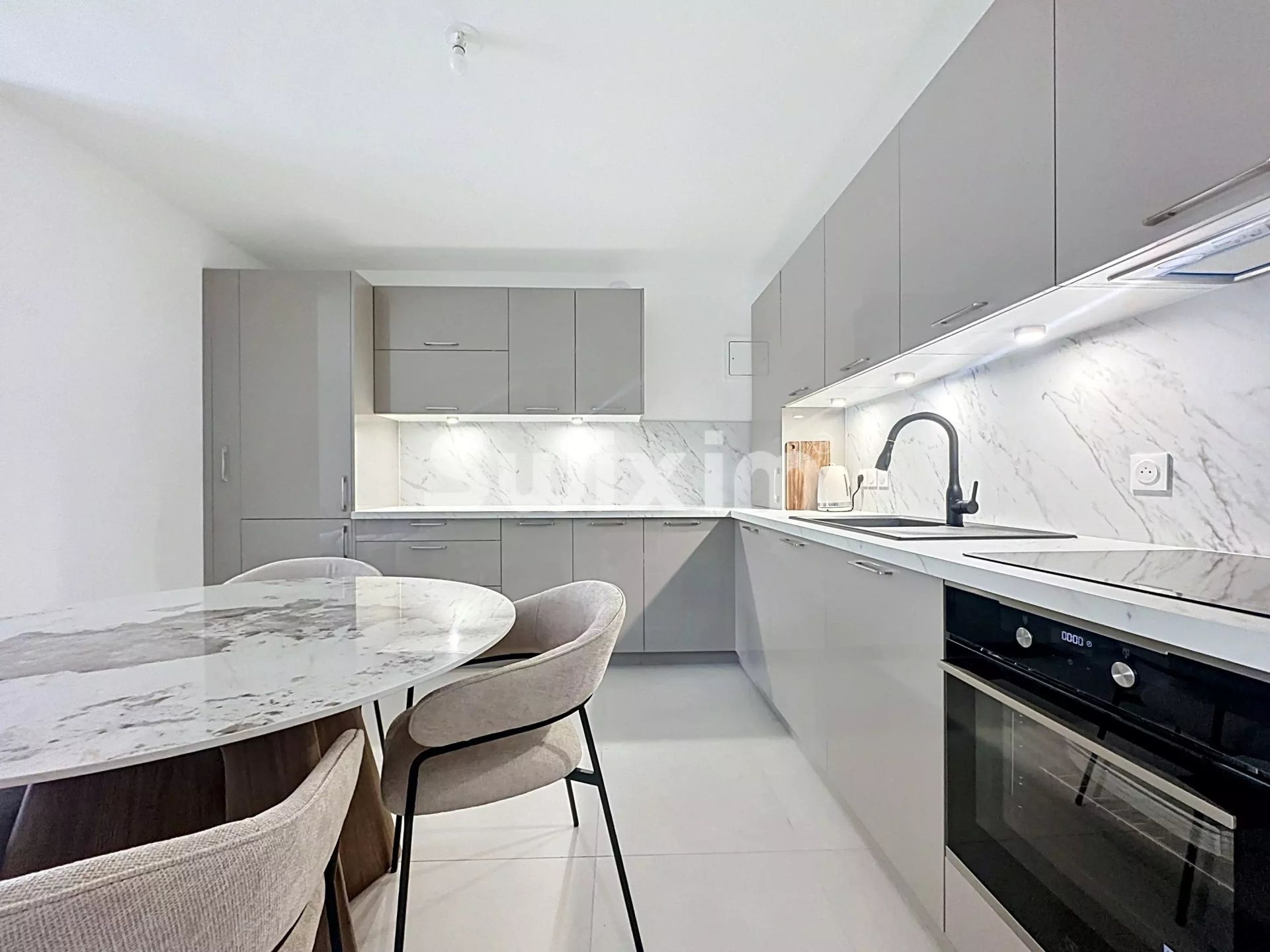 apartamento 2 Salas en alquiler en Ferney-Voltaire (01210)