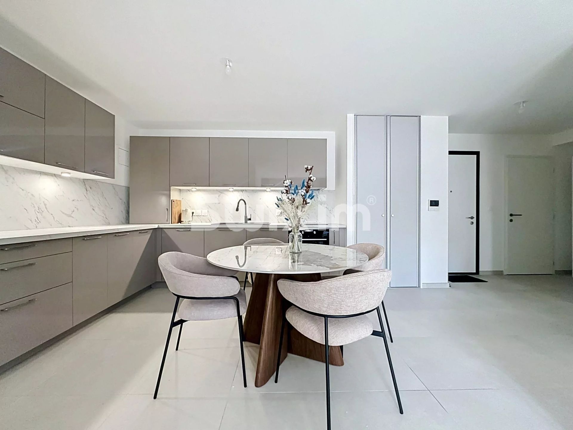 apartamento 2 Salas en alquiler en Ferney-Voltaire (01210)