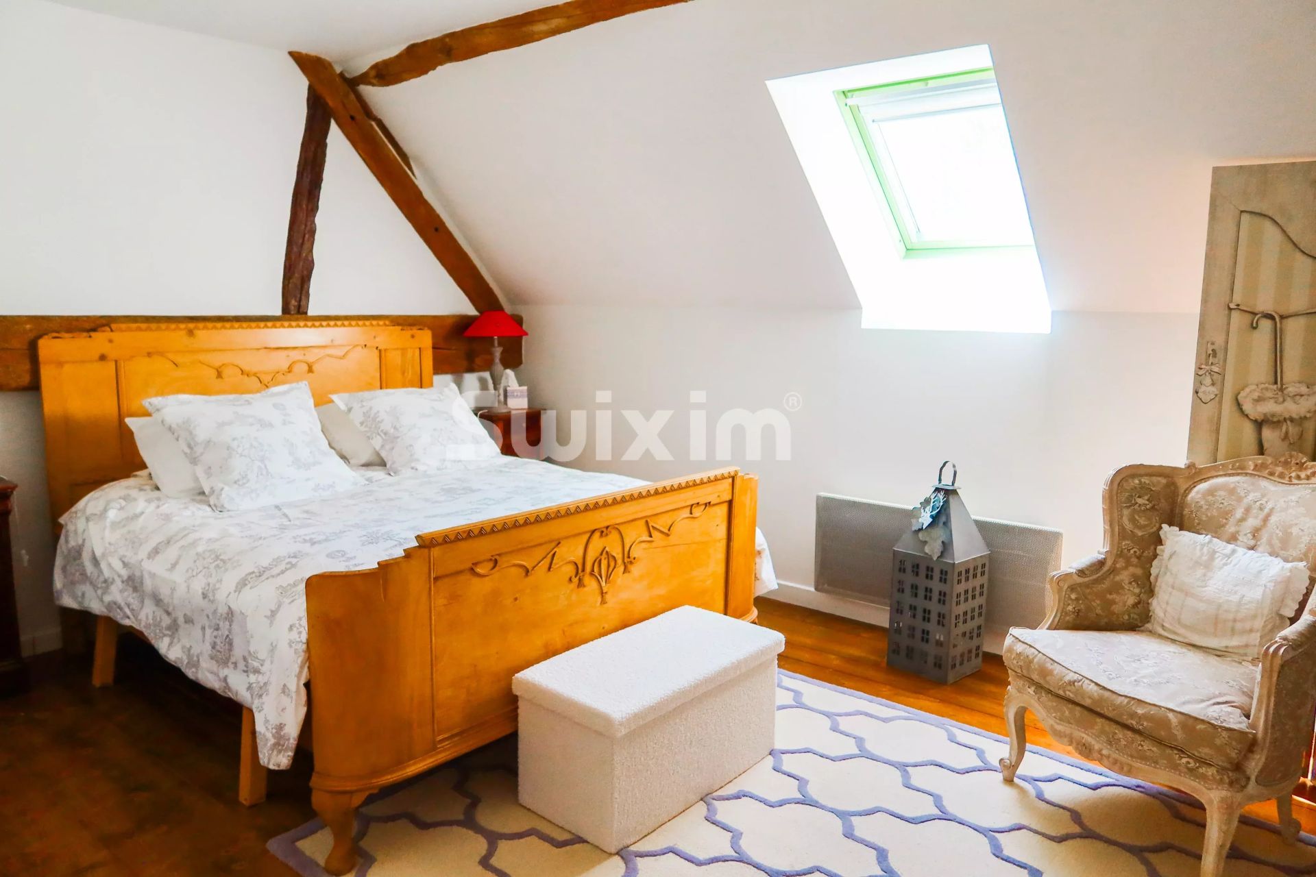 proprietà 9 Camere in vendita su La Chapelle-Naude (71500)
