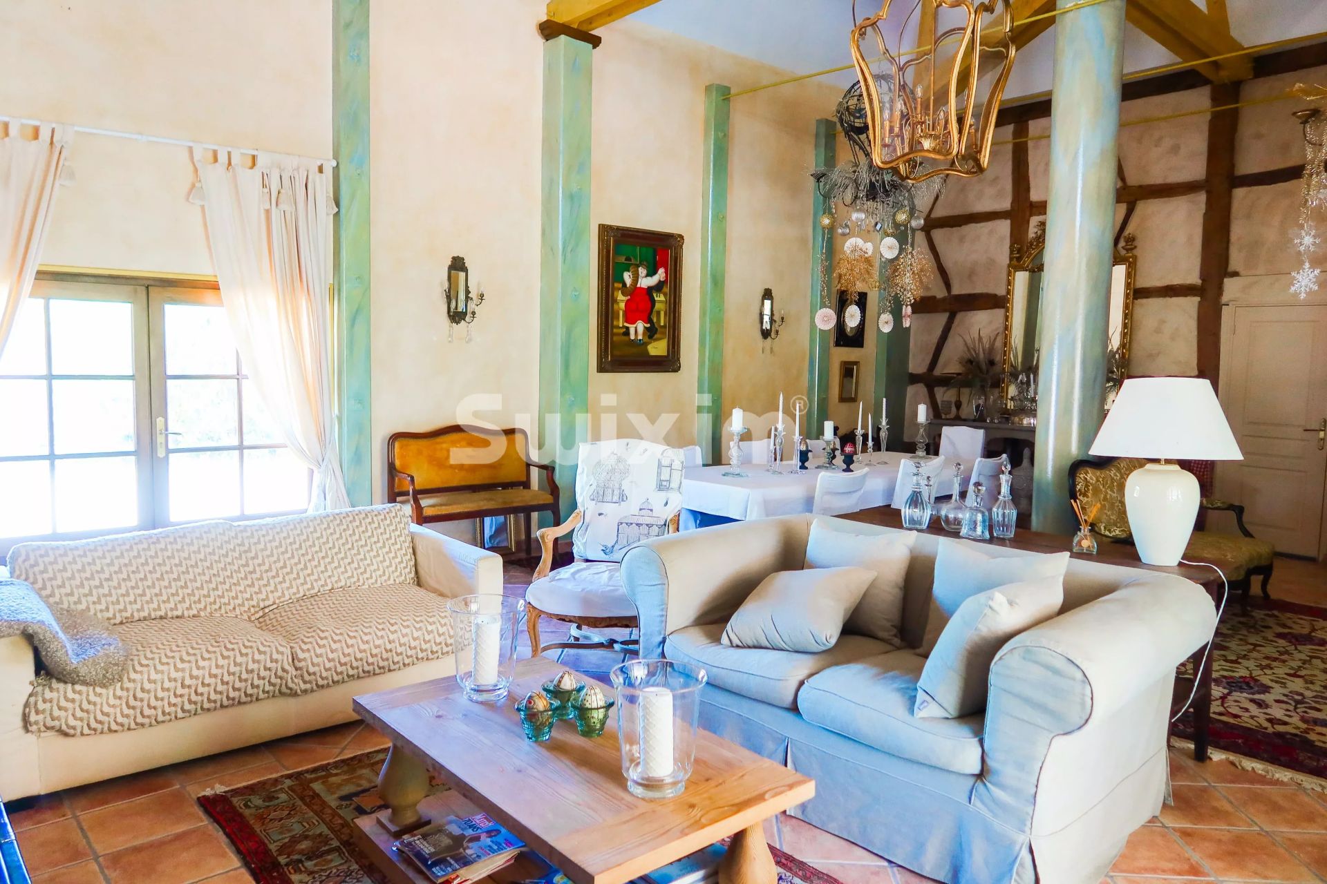 proprietà 9 Camere in vendita su La Chapelle-Naude (71500)