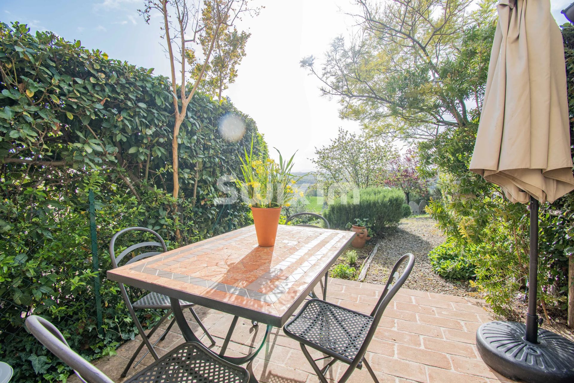 thatched cottage 4 Rooms for sale on Castelnuovo Berardenga (53019)