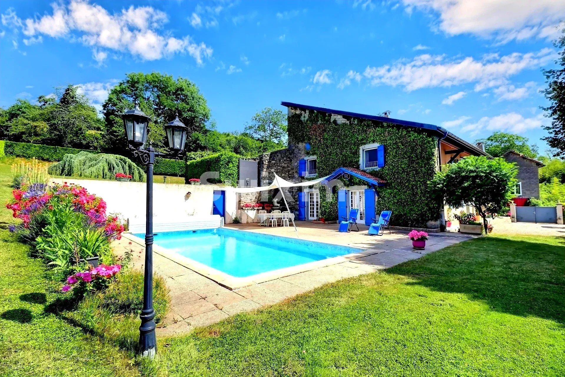 casa 8 Salas en venta en Ballaison (74140)