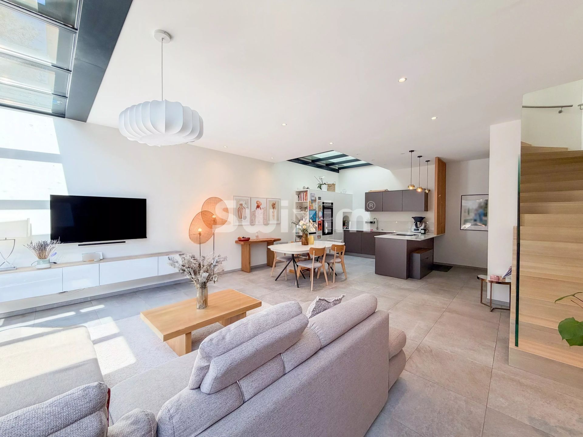 house 7 Rooms for sale on Veyrier (1255)
