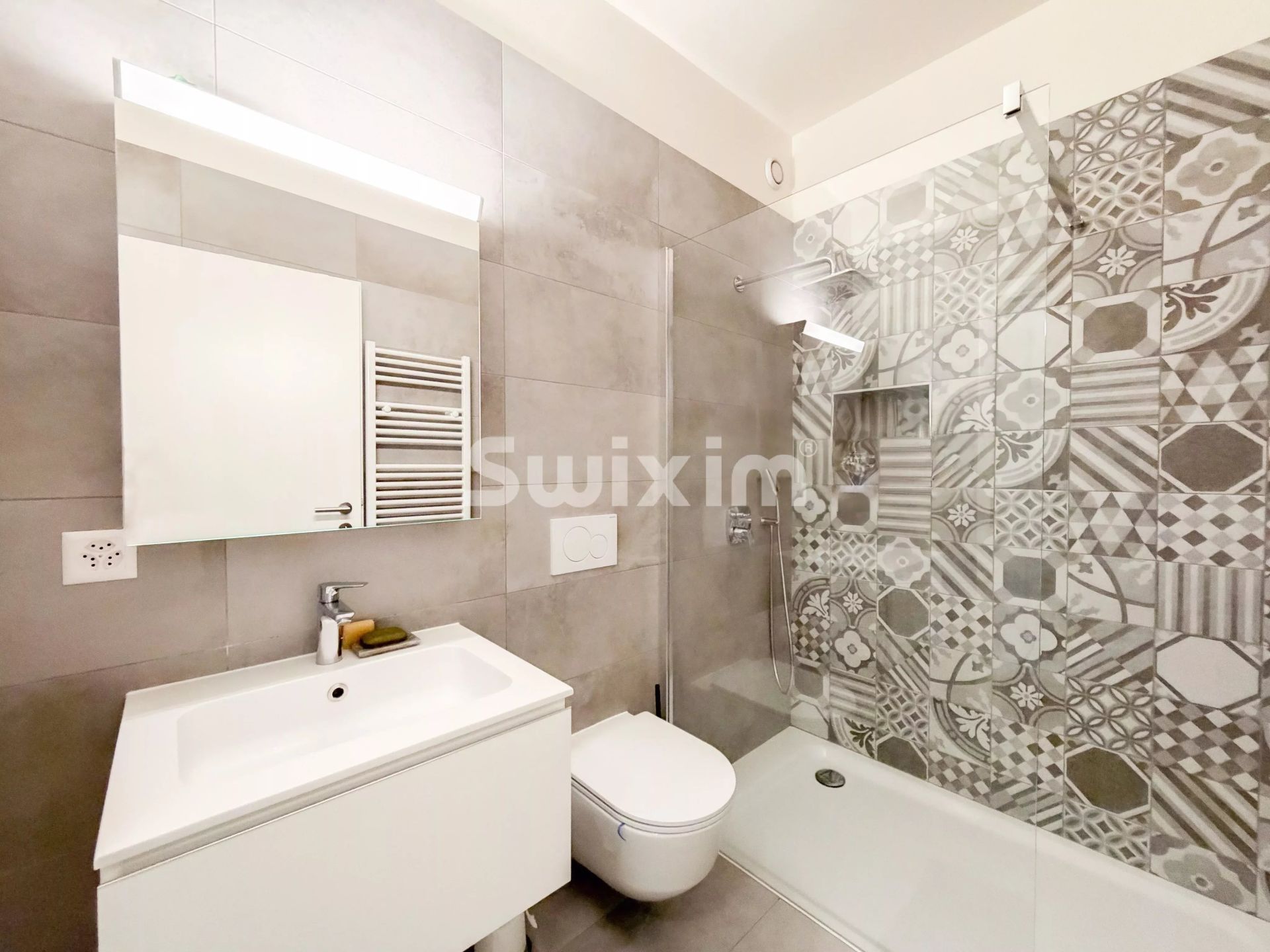 house 7 Rooms for sale on Veyrier (1255)