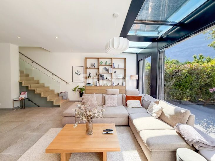 Sale House Veyrier 7&nbsp;Rooms 155&nbsp;m²