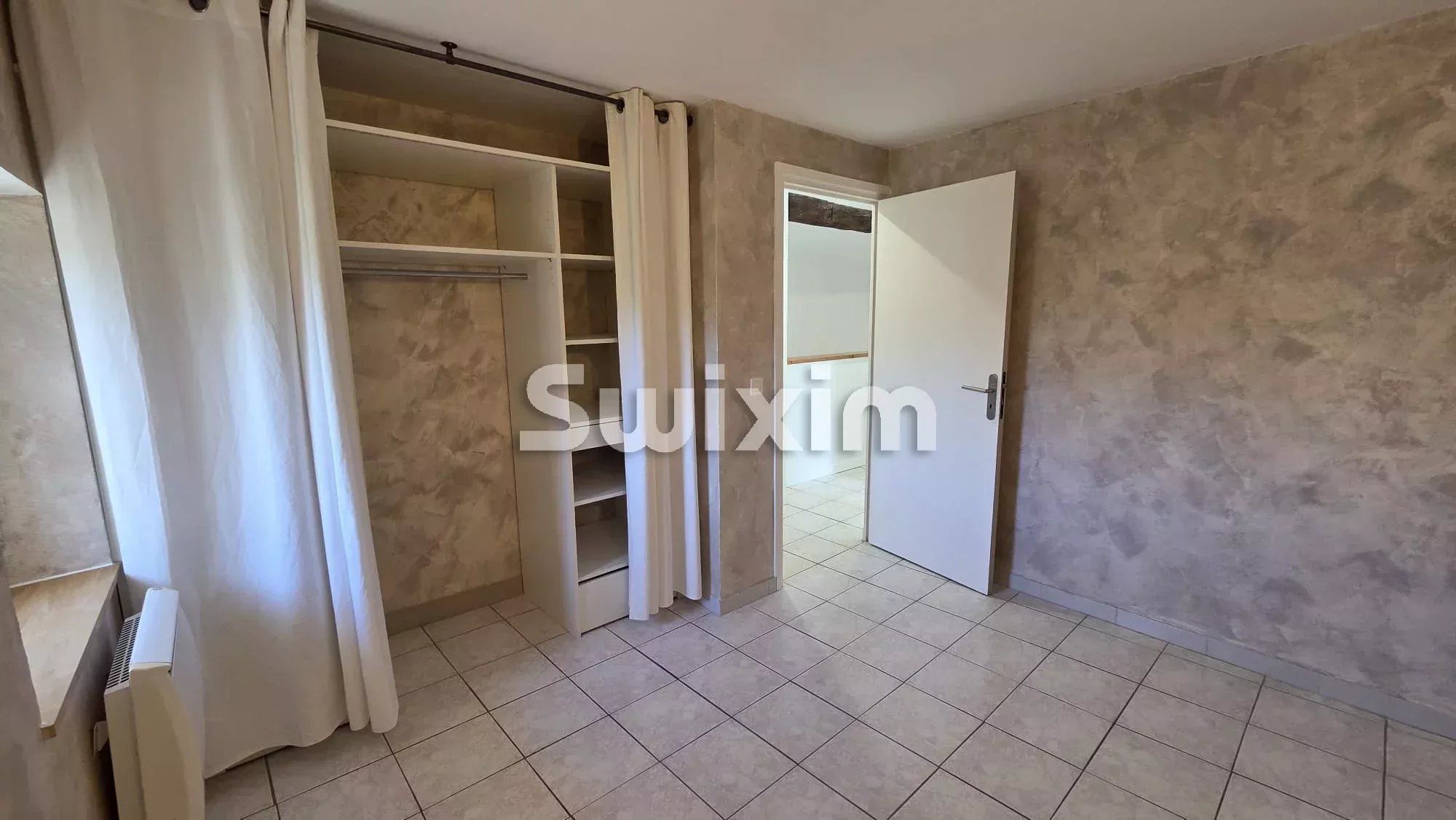 casa 3 Quartos para venda sobre Caderousse (84860)
