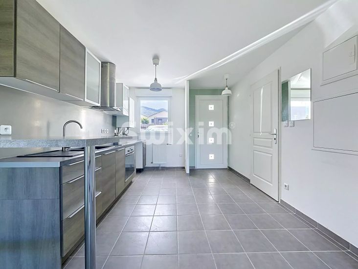 Location Maison Saint-Genis-Pouilly 4&nbsp;Pièces 81&nbsp;m²