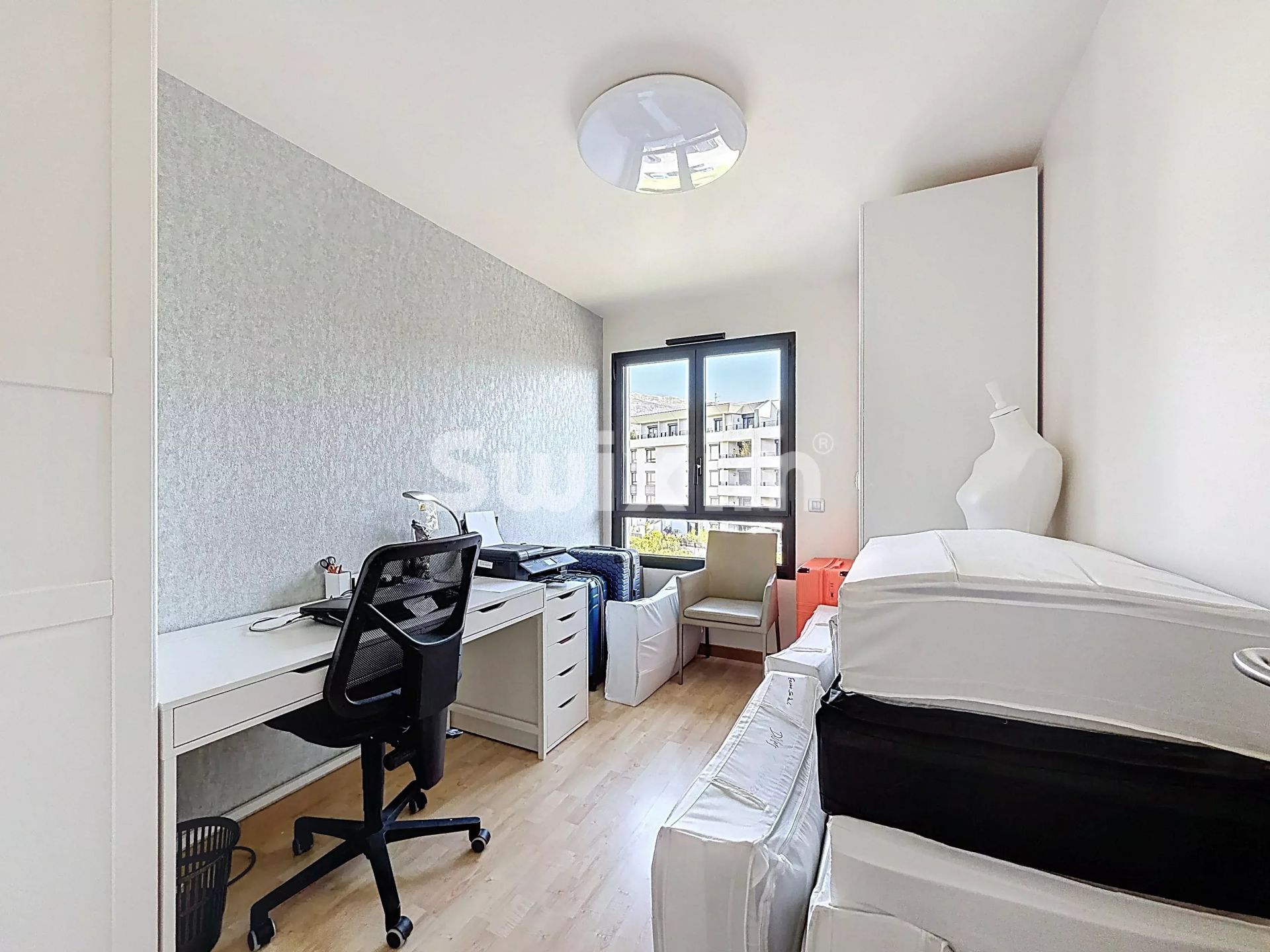 apartamento 4 Salas en alquiler en Saint-Genis-Pouilly (01630)