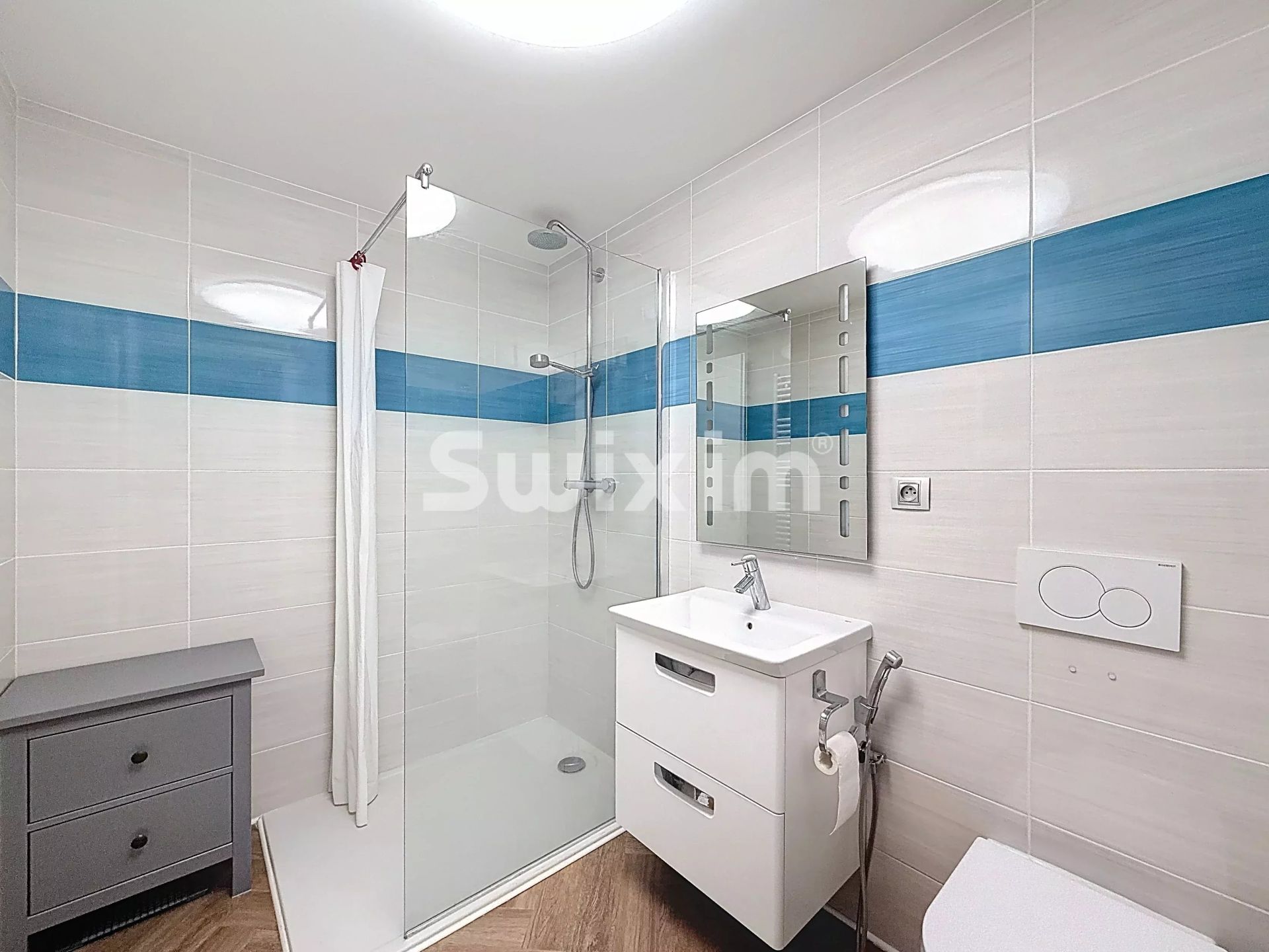 apartamento 4 Salas en alquiler en Saint-Genis-Pouilly (01630)