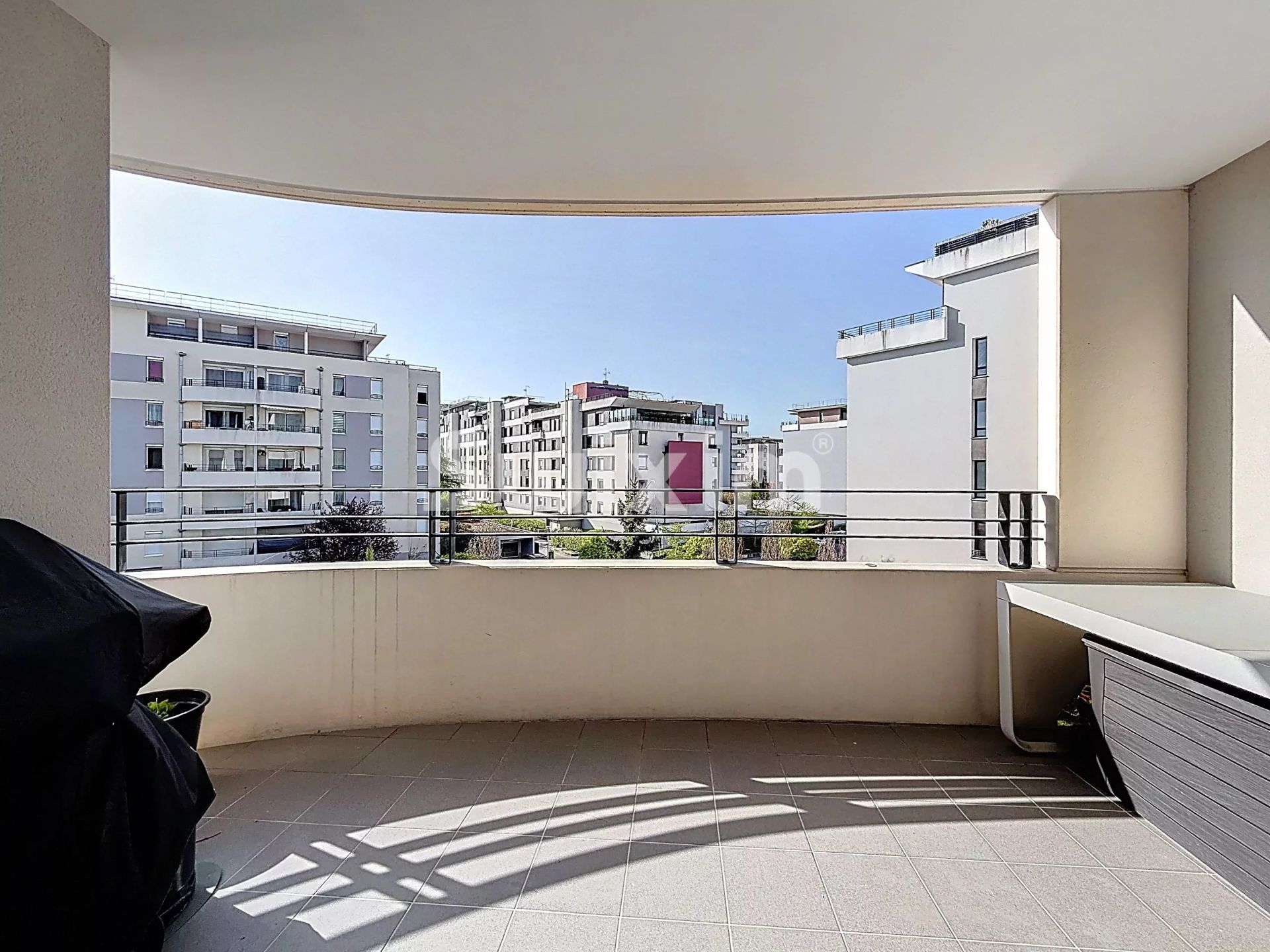 apartamento 4 Salas en alquiler en Saint-Genis-Pouilly (01630)