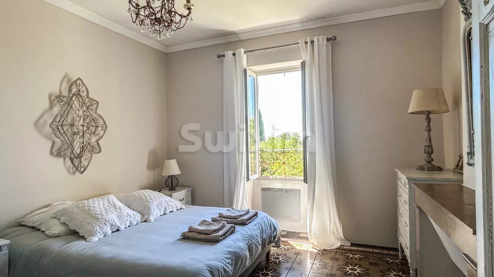 mas 8 Camere in vendita su Uzès (30700)