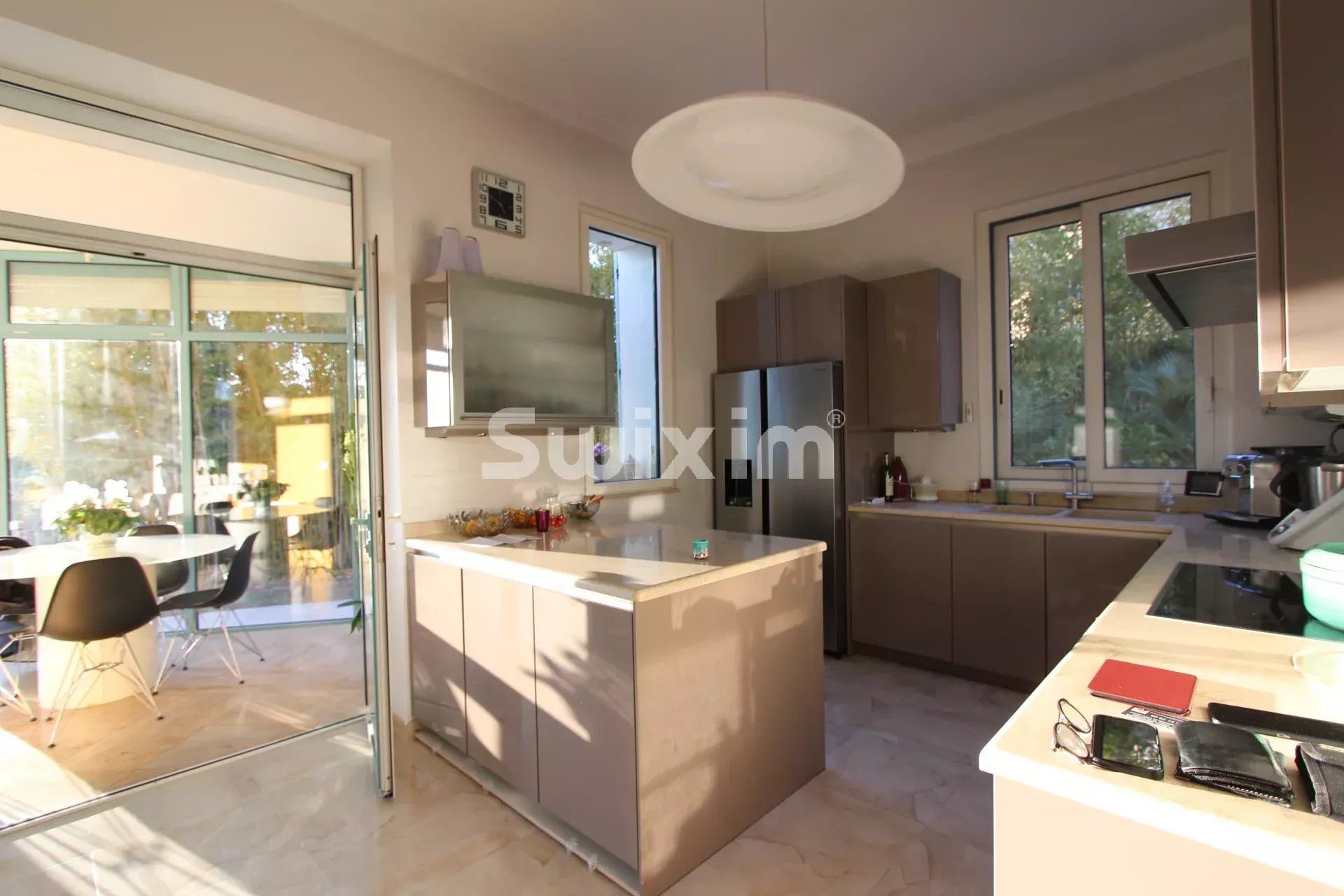 villa 7 Salas en venta en Vence (06140)