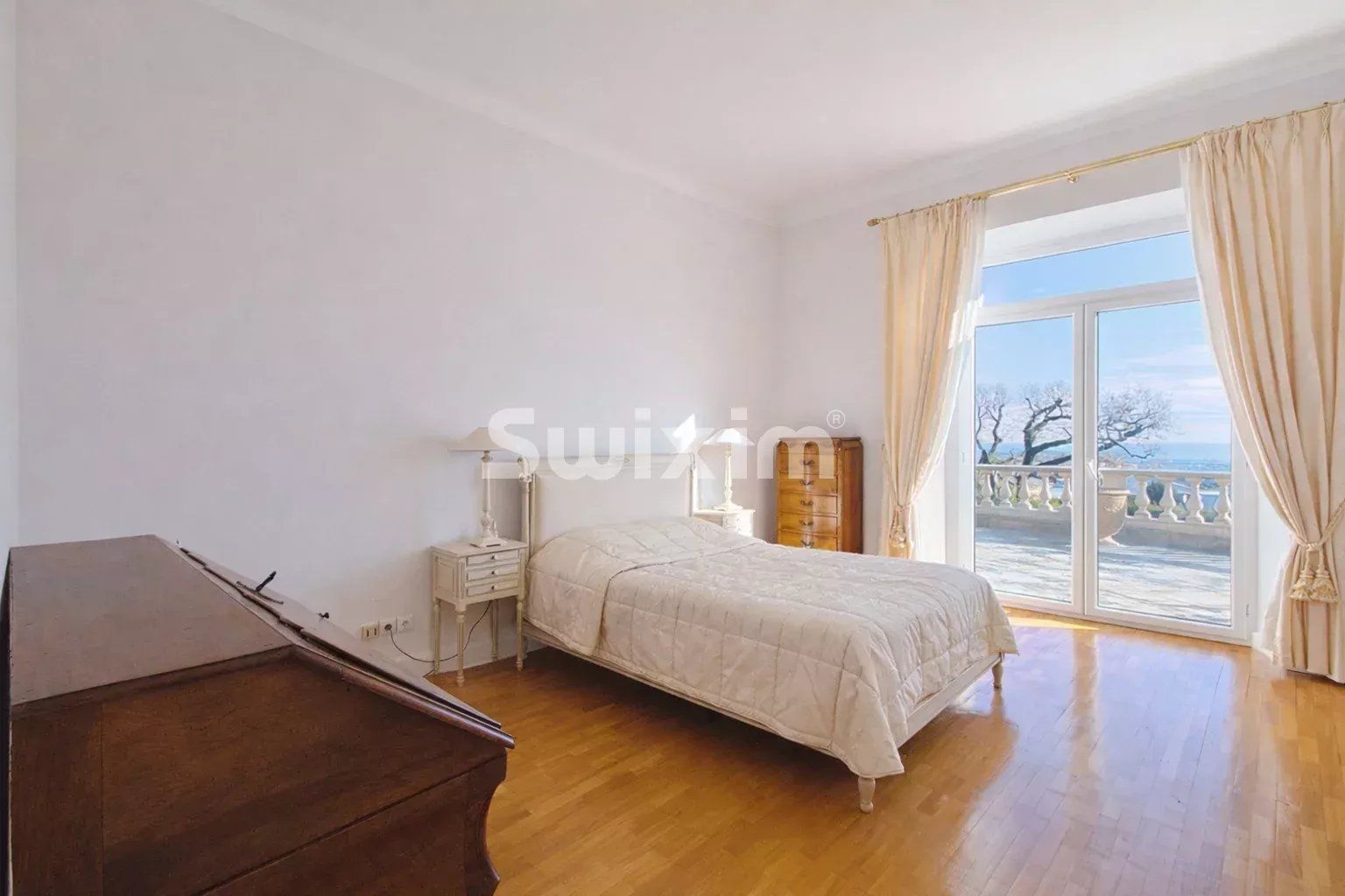 villa 7 Salas en venta en Vence (06140)