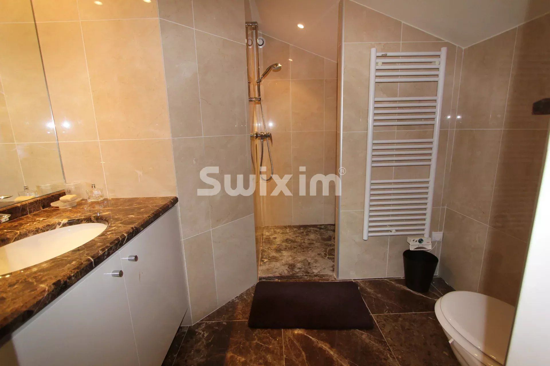 villa 7 Salas en venta en Vence (06140)