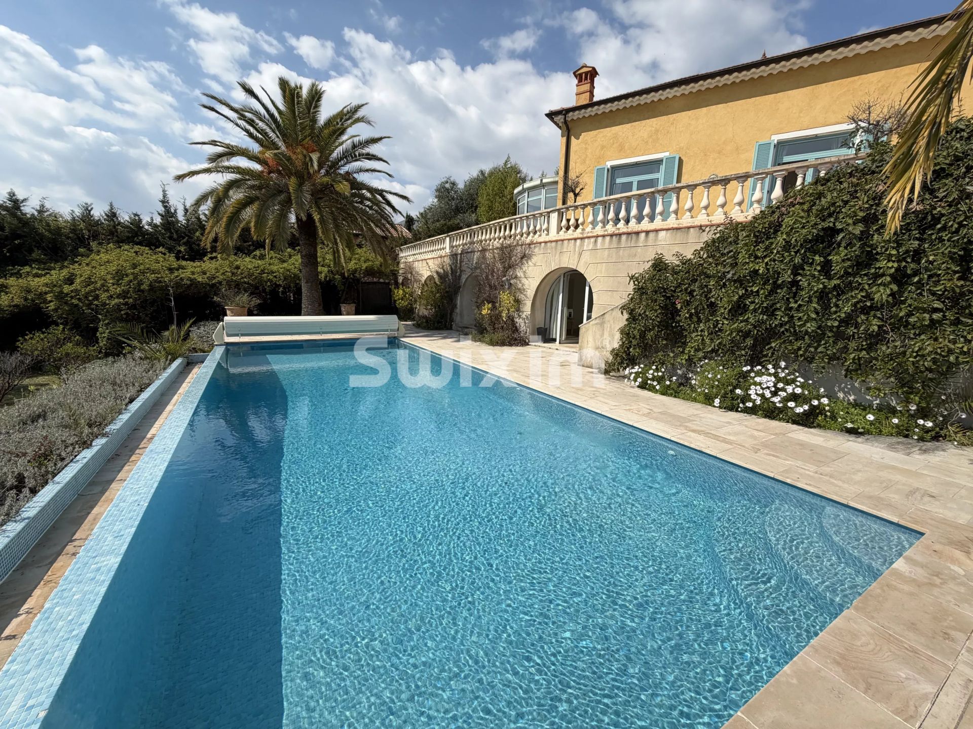 villa 7 Salas en venta en Vence (06140)