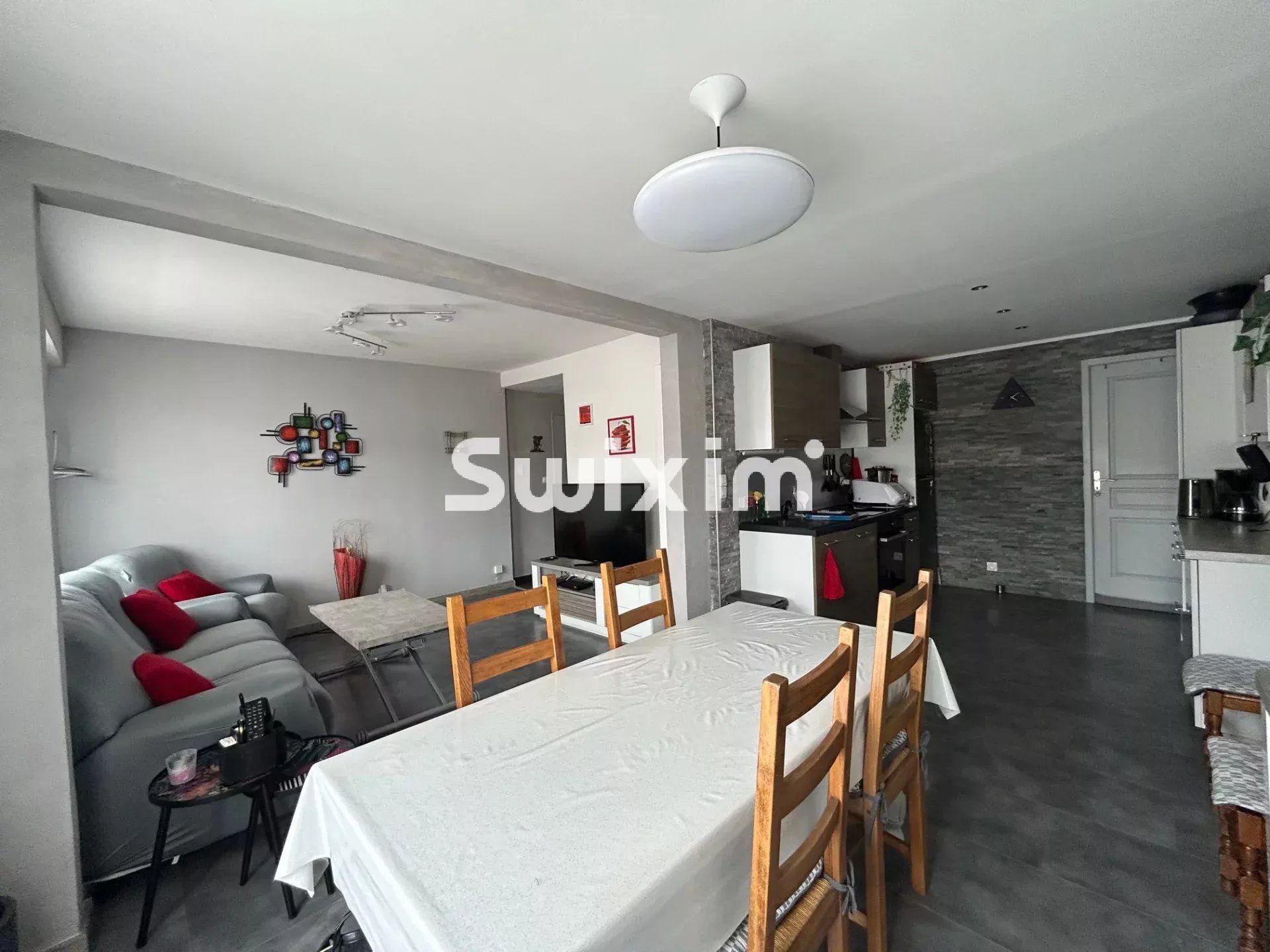 appartamento 3 Camere in vendita su Lons-le-Saunier (39000)