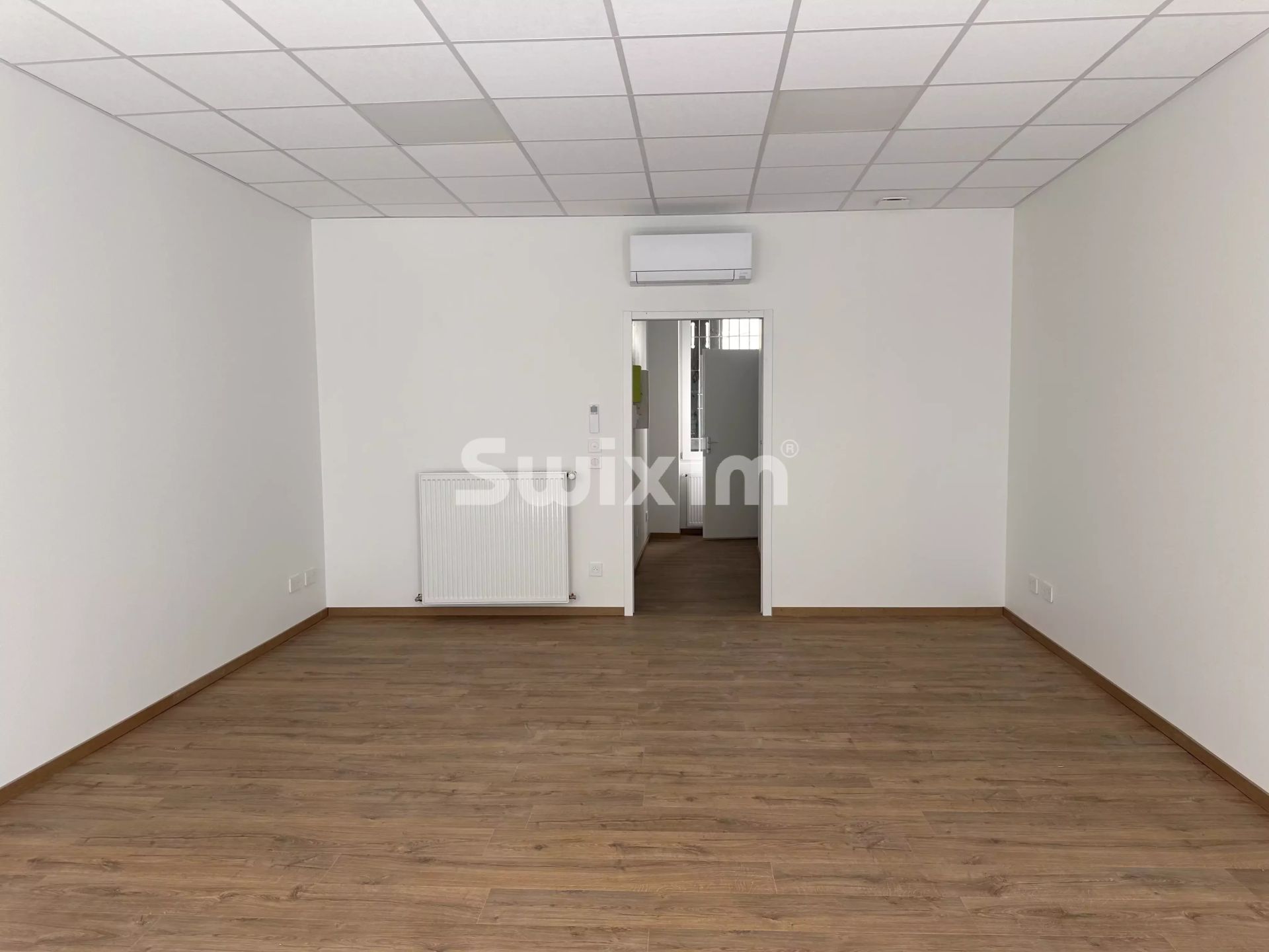 commercial local 1 room for rent on Bourg-en-Bresse (01000)