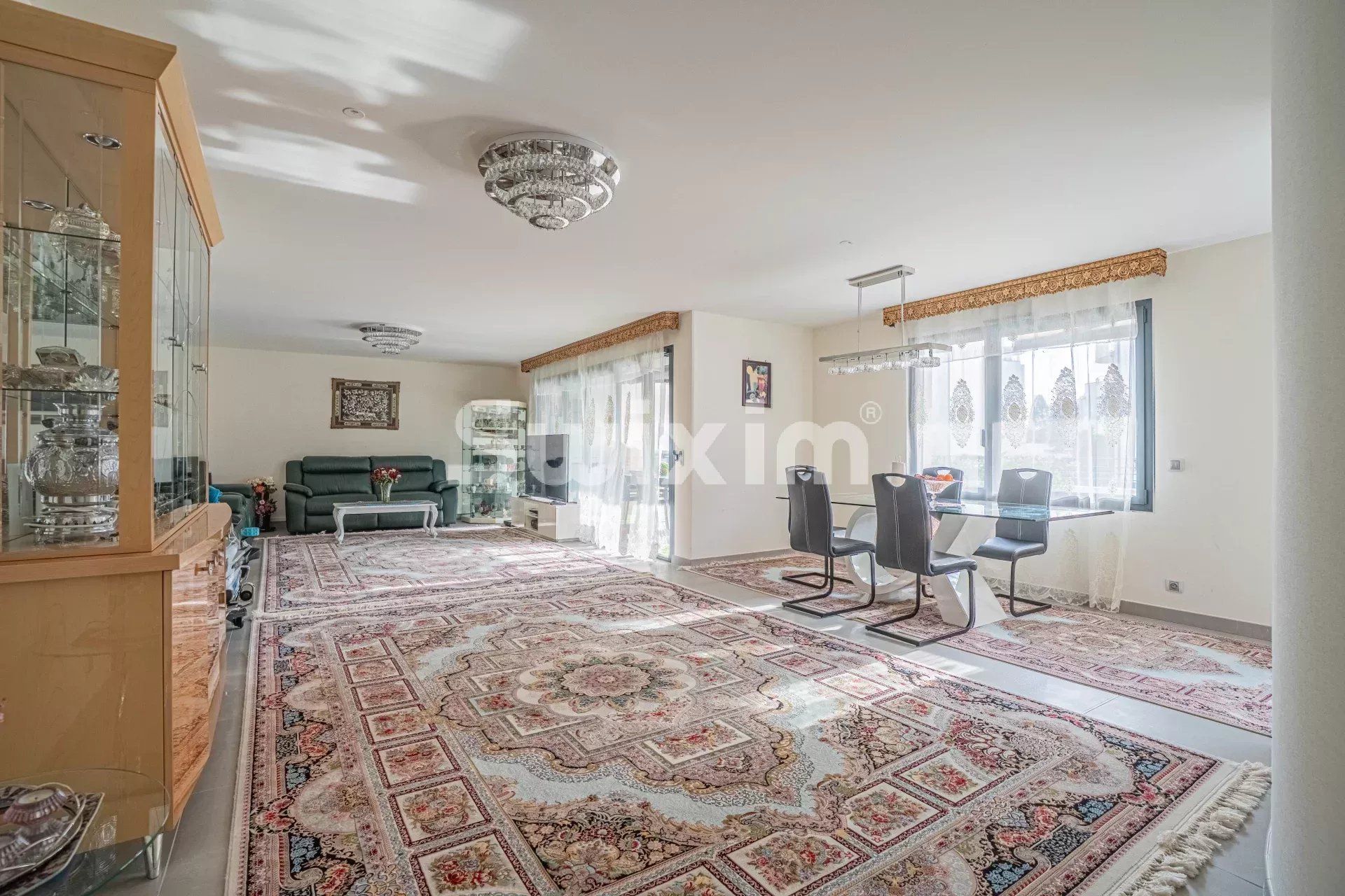 Sale Apartment Saint-Genis-Pouilly 6&nbsp;Rooms 167&nbsp;m²