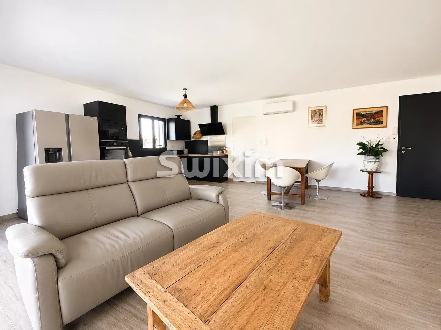house 5 Rooms for sale on Camaret-sur-Aigues (84850)