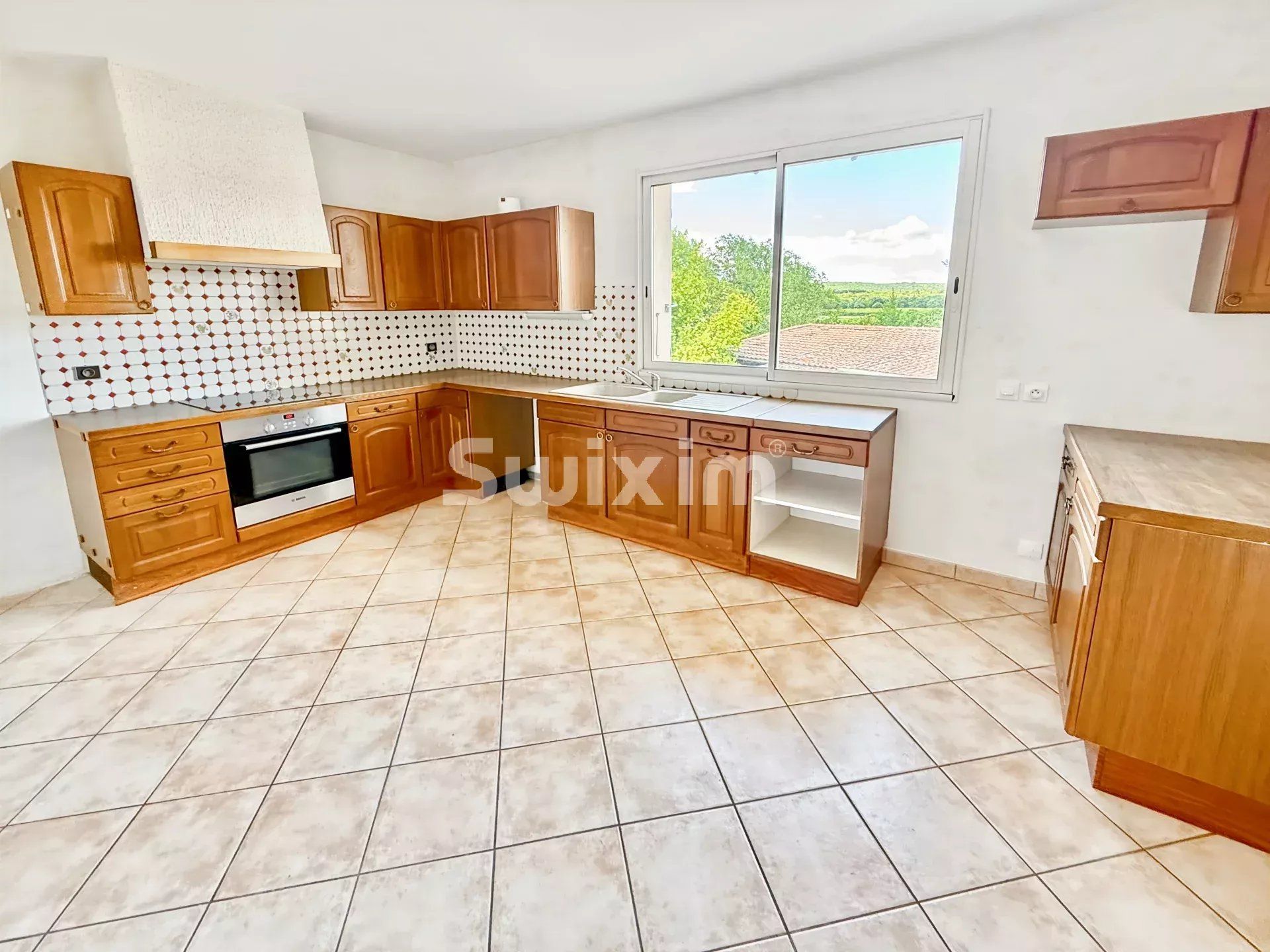 Sale House Saint-Paul-Trois-Châteaux 7&nbsp;Rooms 157&nbsp;m²