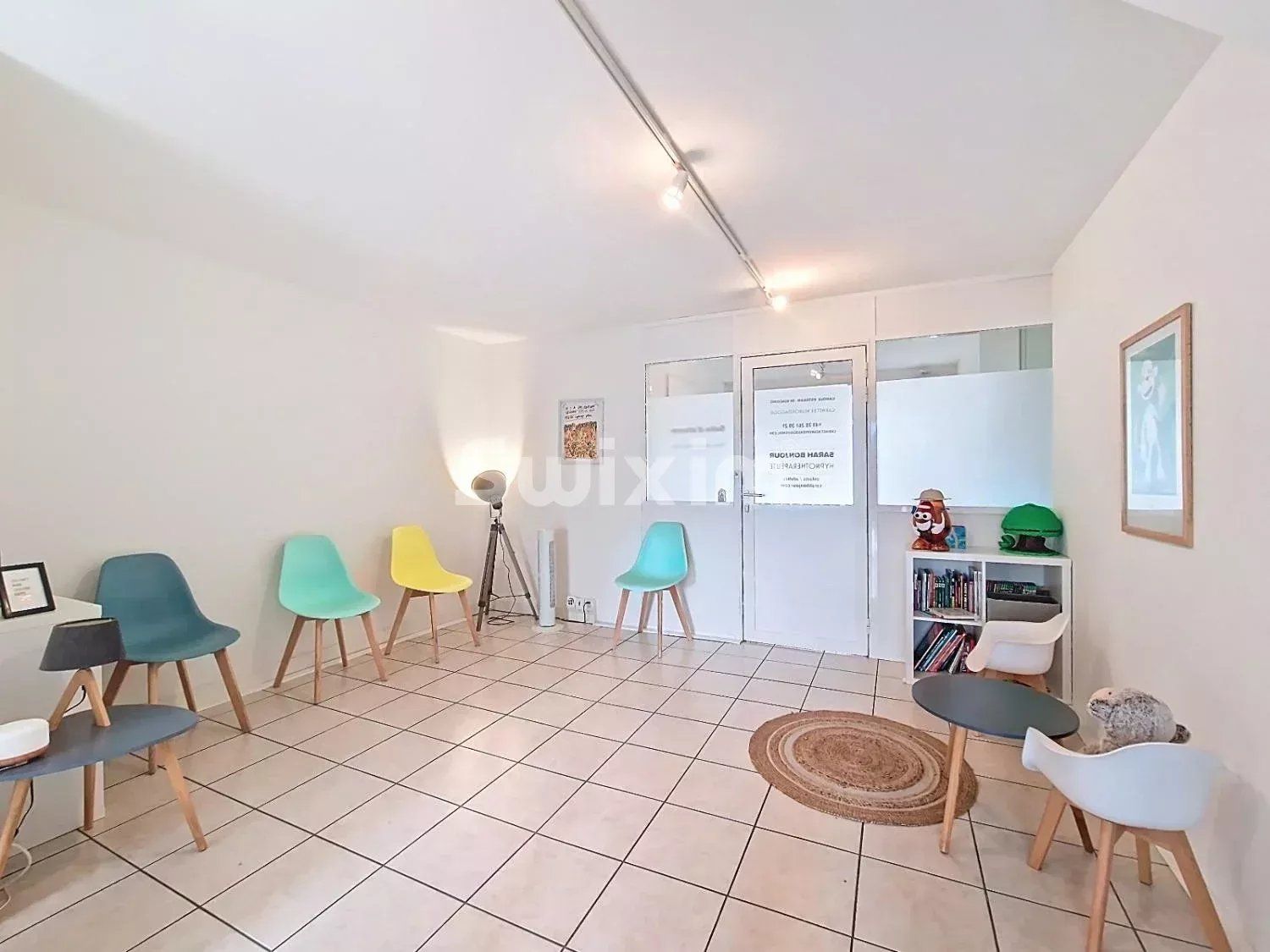 instalações comerciais 1 sala para aluguer sobre Carouge (1227)