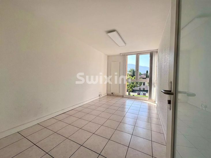 Affitto Locale professionale Plan-les-Ouates 1&nbsp;camera 62&nbsp;m²