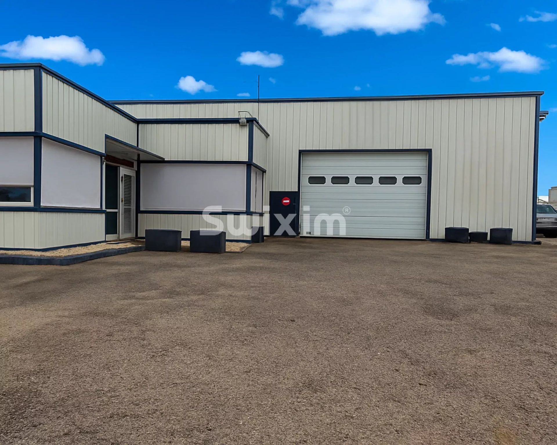 locale de actividad 1 sala en venta en Bourg-en-Bresse (01000)