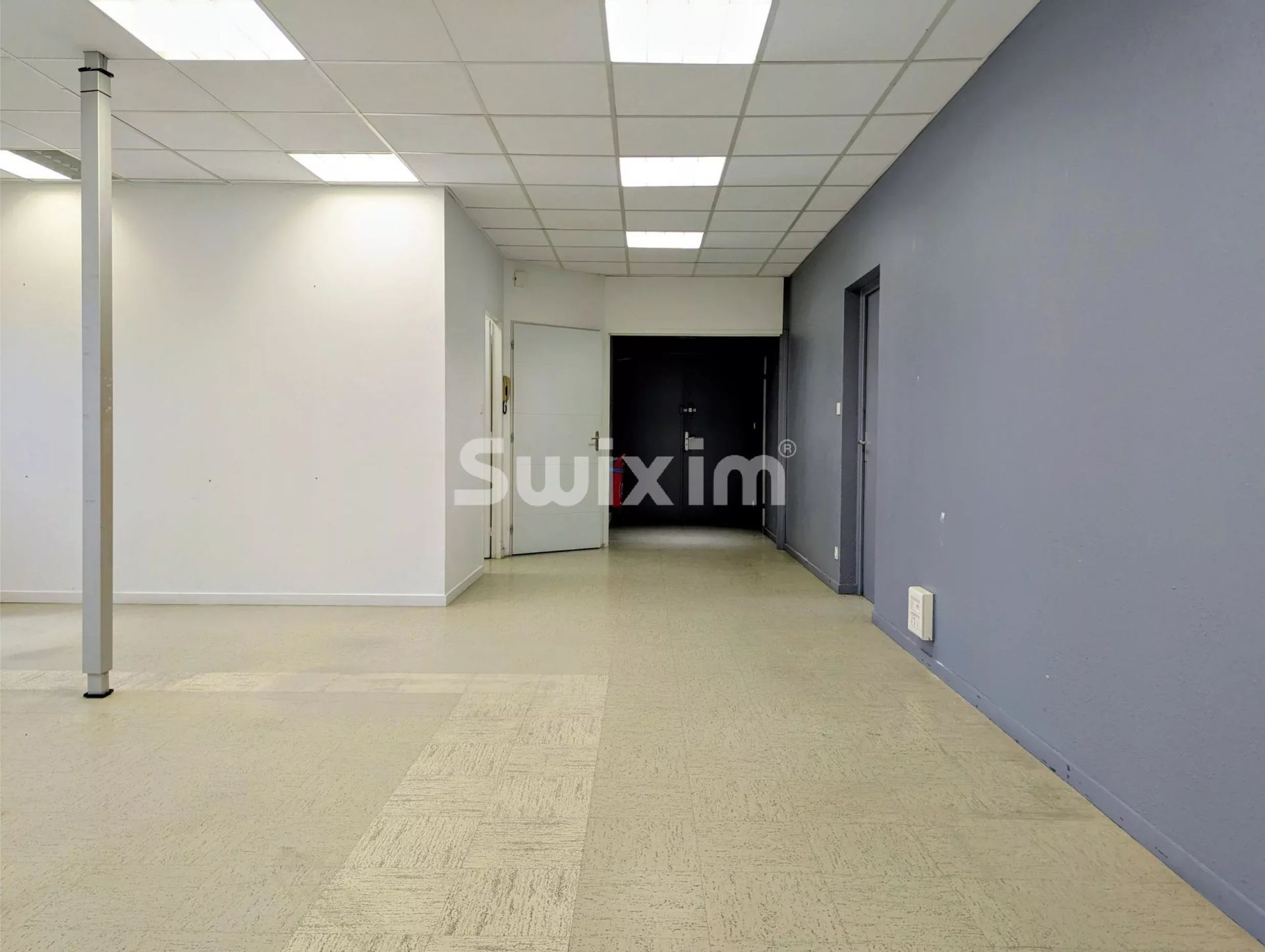 instalações comerciais 1 sala para aluguer sobre Péronnas (01960)