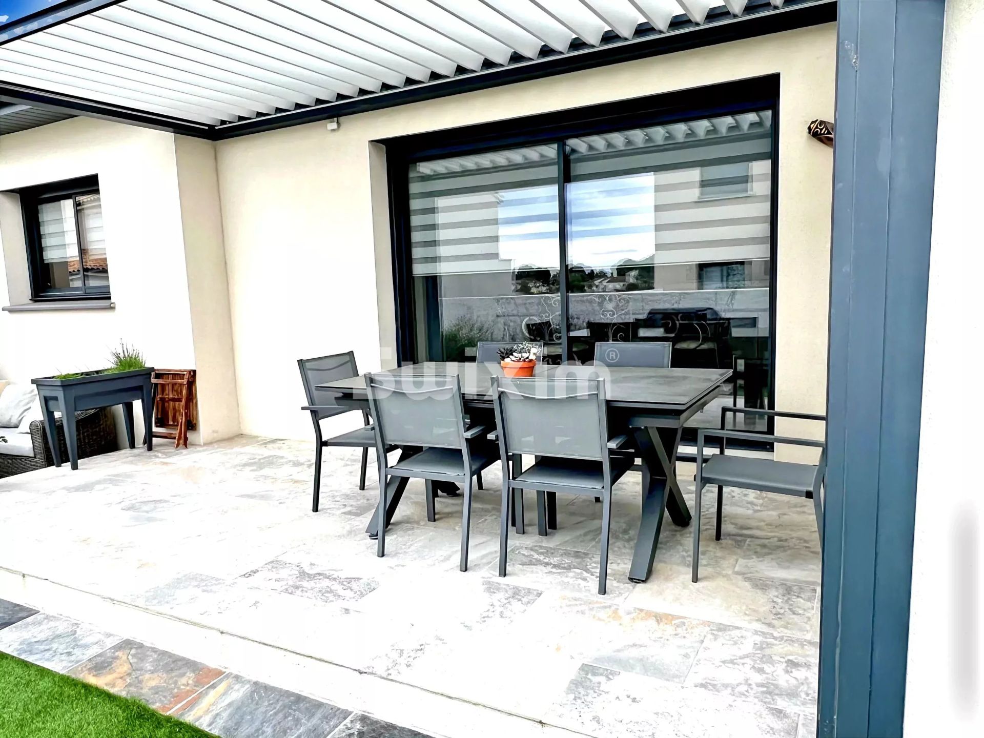 villa 4 Salas en venta en Vias (34450)