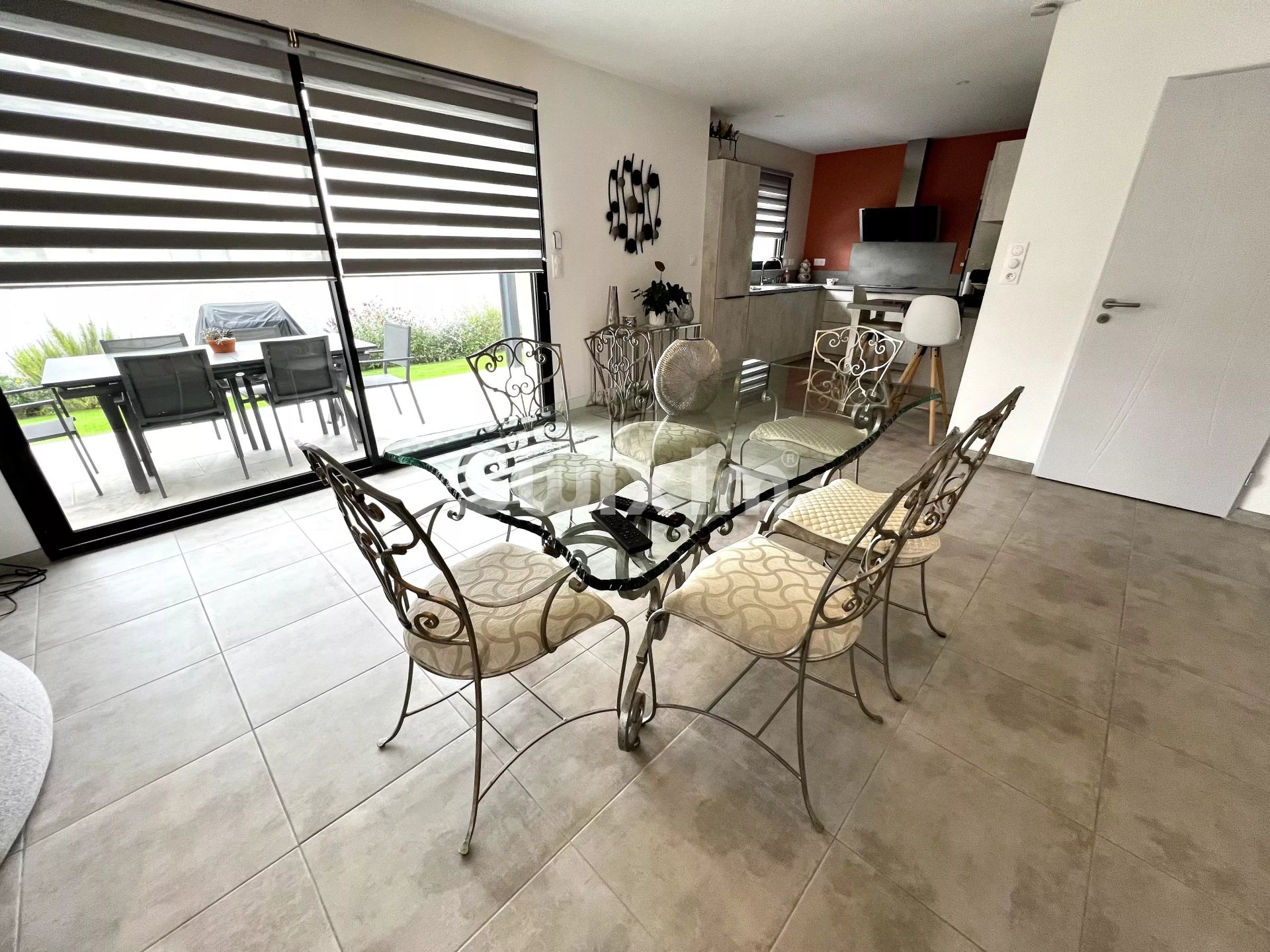 villa 4 Salas en venta en Vias (34450)
