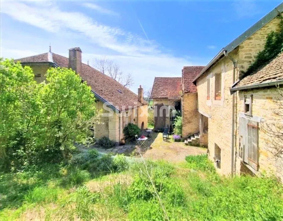 casa 10 Camere in vendita su Rougemont (25680)