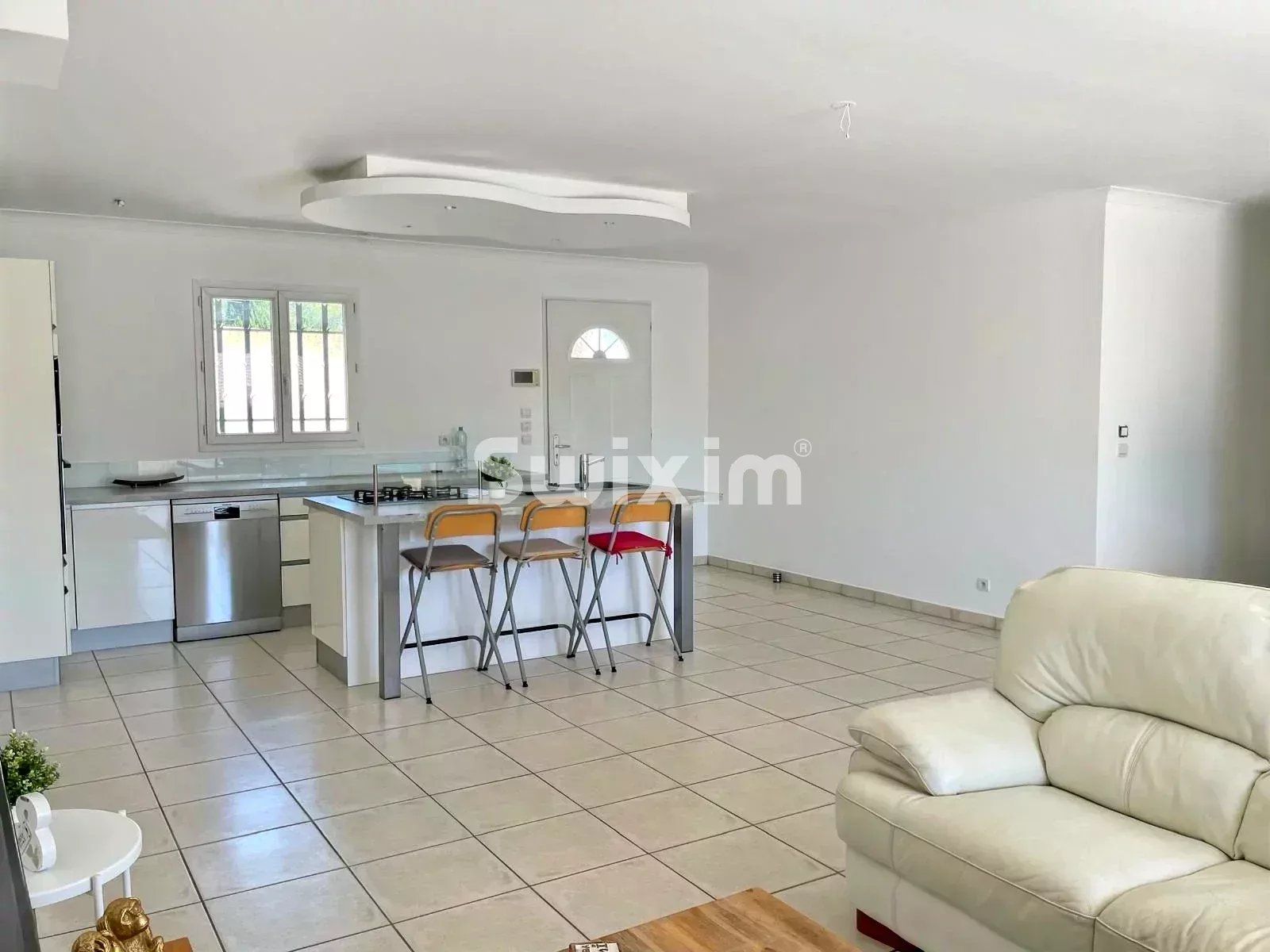 house 4 Rooms for sale on Roquebrune-sur-Argens (83520)