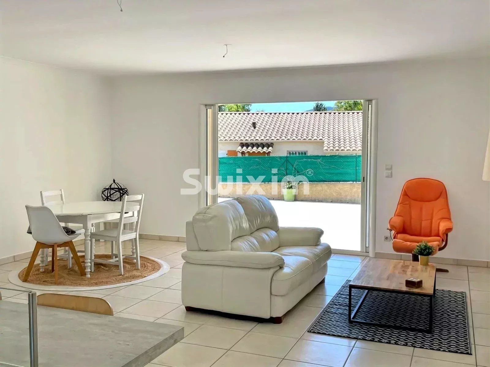 house 4 Rooms for sale on Roquebrune-sur-Argens (83520)