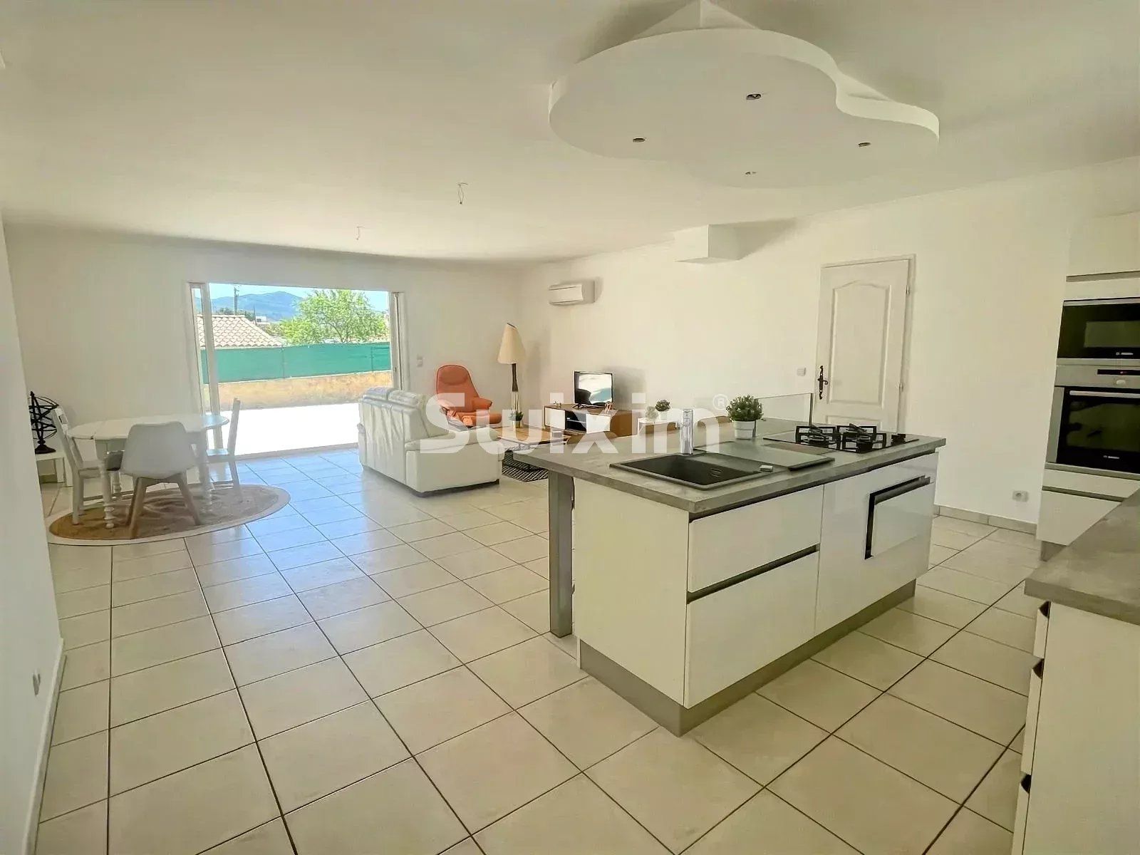 house 4 Rooms for sale on Roquebrune-sur-Argens (83520)