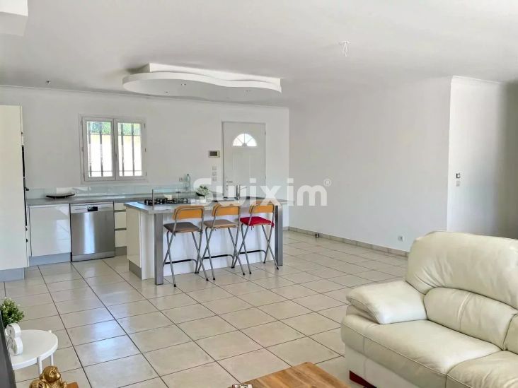 Sale House Roquebrune-sur-Argens 4&nbsp;Rooms 90&nbsp;m²