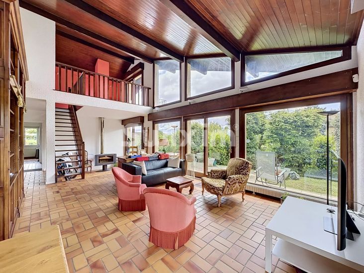 Verkauf Haus Ornex 7 Zimmer 201 m² — 12
